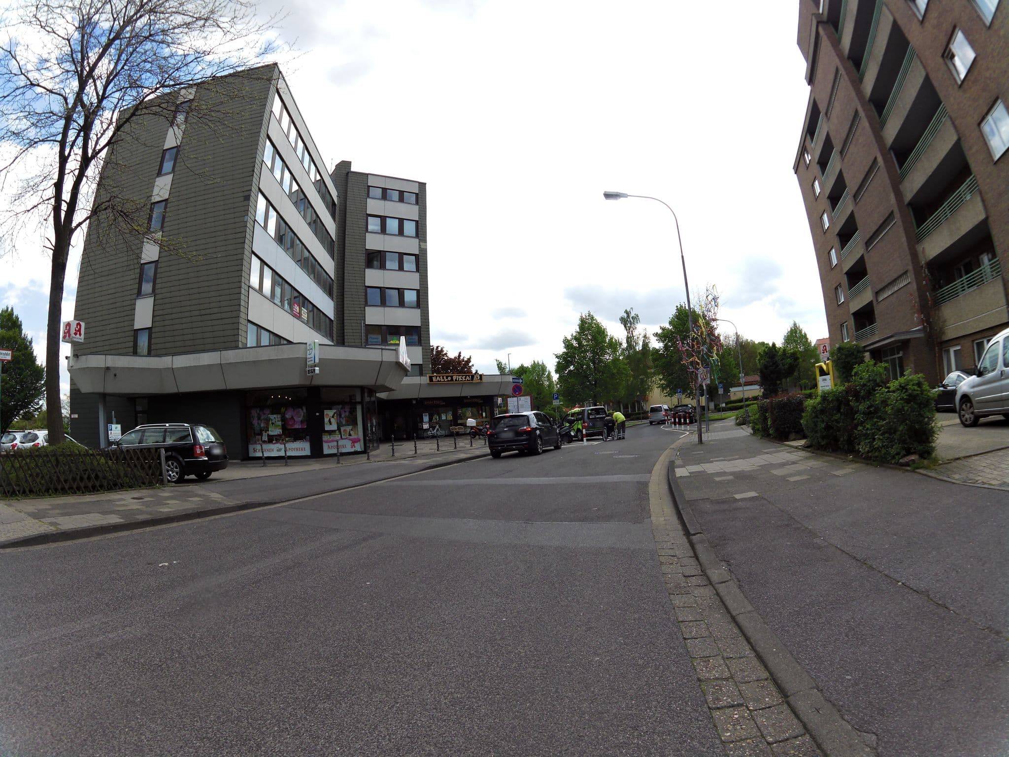 Street view near Rathaus Hotel Alsdorf, Alsdorf — © madel (CC BY-SA · Mapillary)