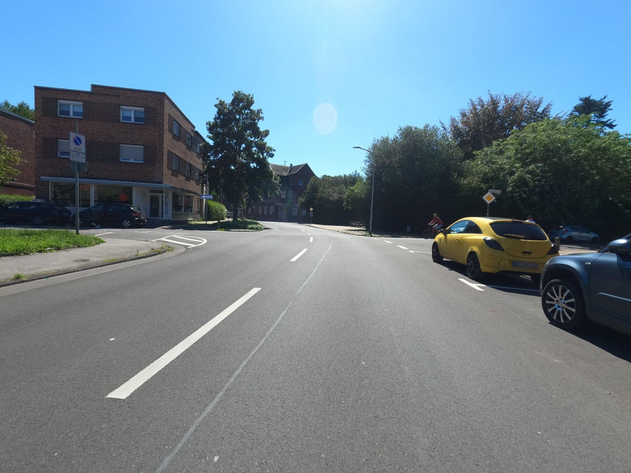 Street view near Hotel Kohlscheider Hof, Würselen — © hektor1989 (CC BY-SA · Mapillary)