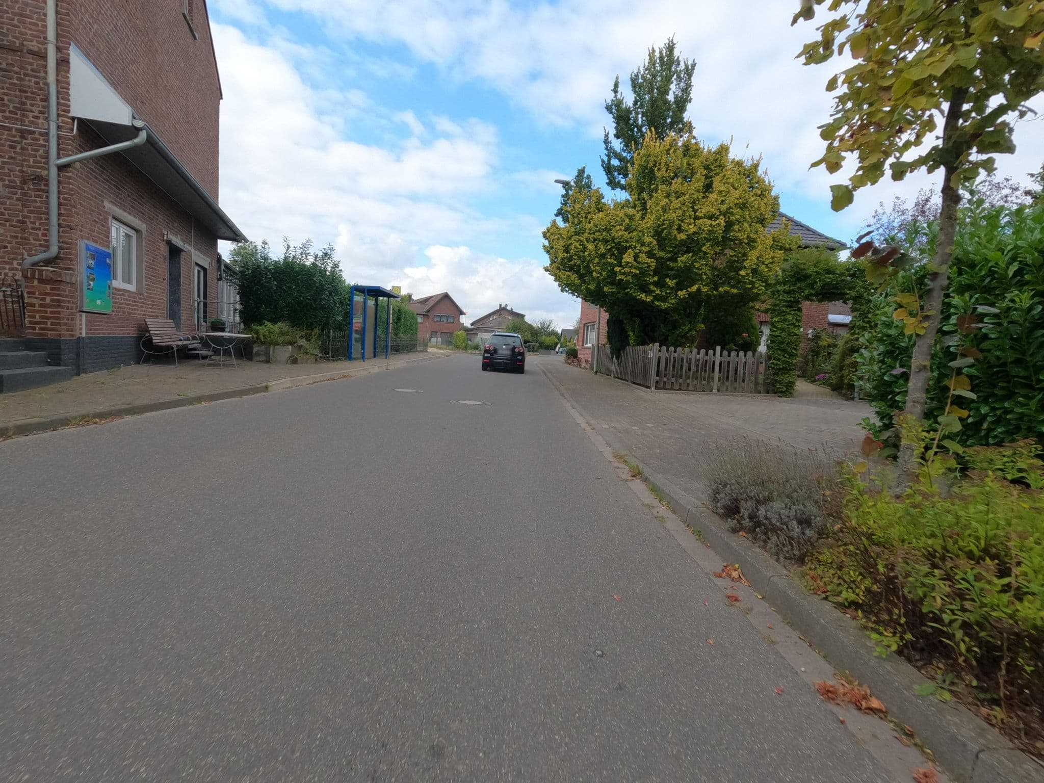Street view near Ferienwohnung Alte Schule, Geilenkirchen — © hektor1989 (CC BY-SA · Mapillary)