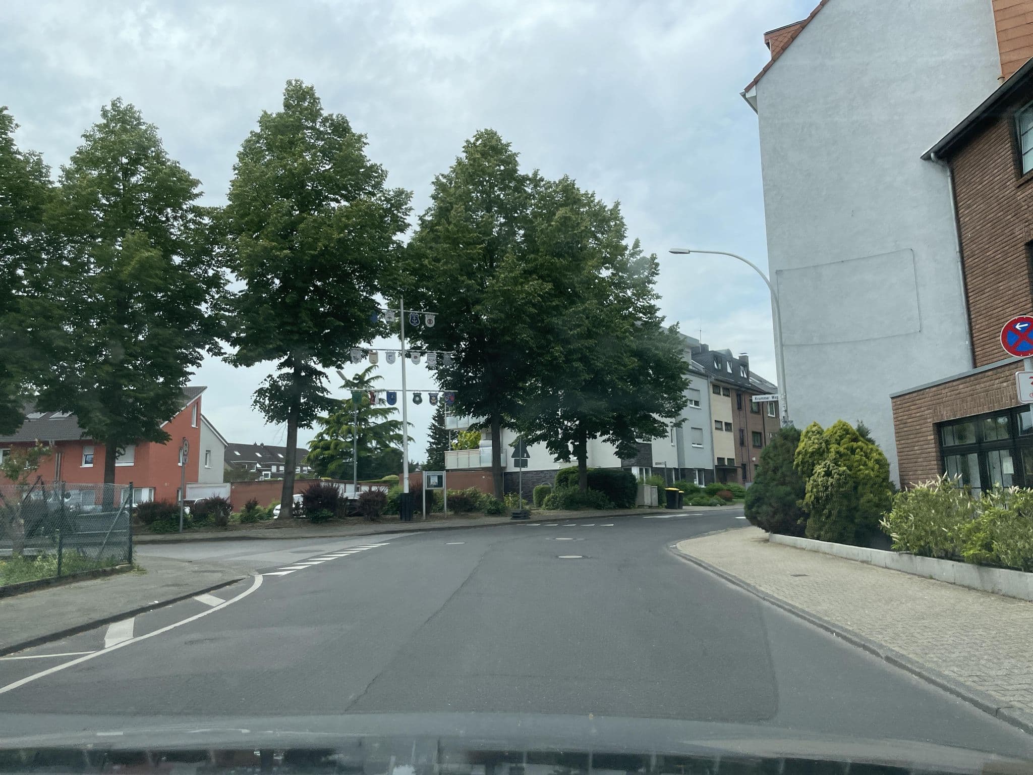 Street view near Freiraum Statt Hotel Monchengladbach, Mönchengladbach — © endradon (CC BY-SA · Mapillary)