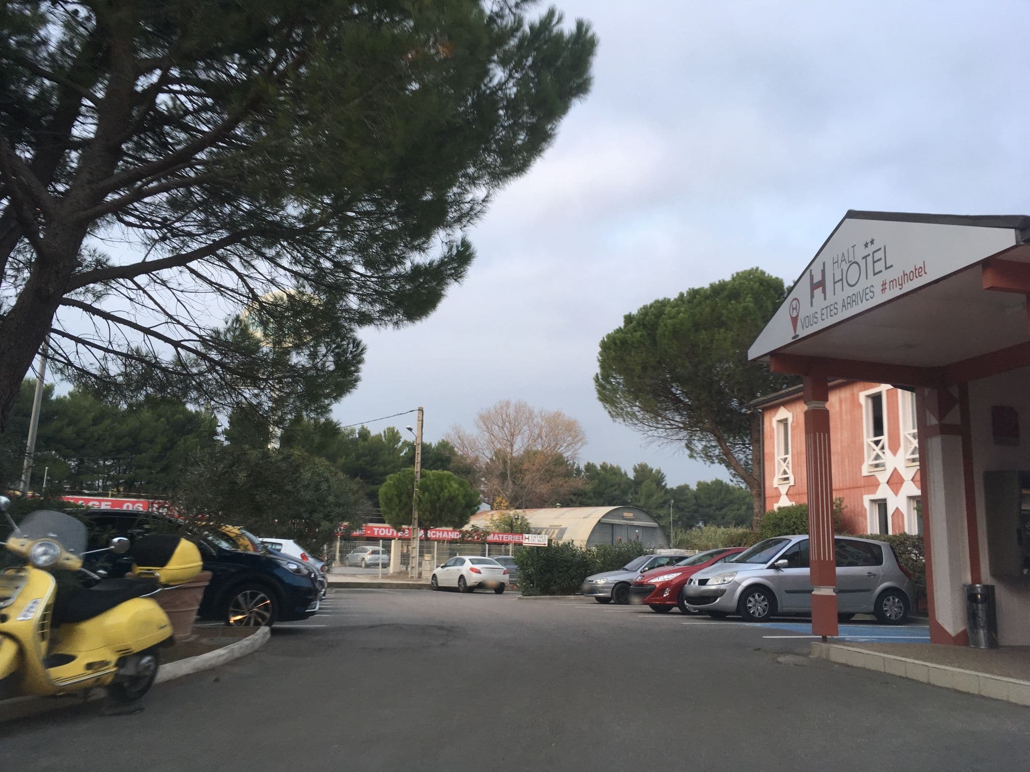 Street view near Halt Hôtel, Lattes — © mappy_sa (CC BY-SA · Mapillary)