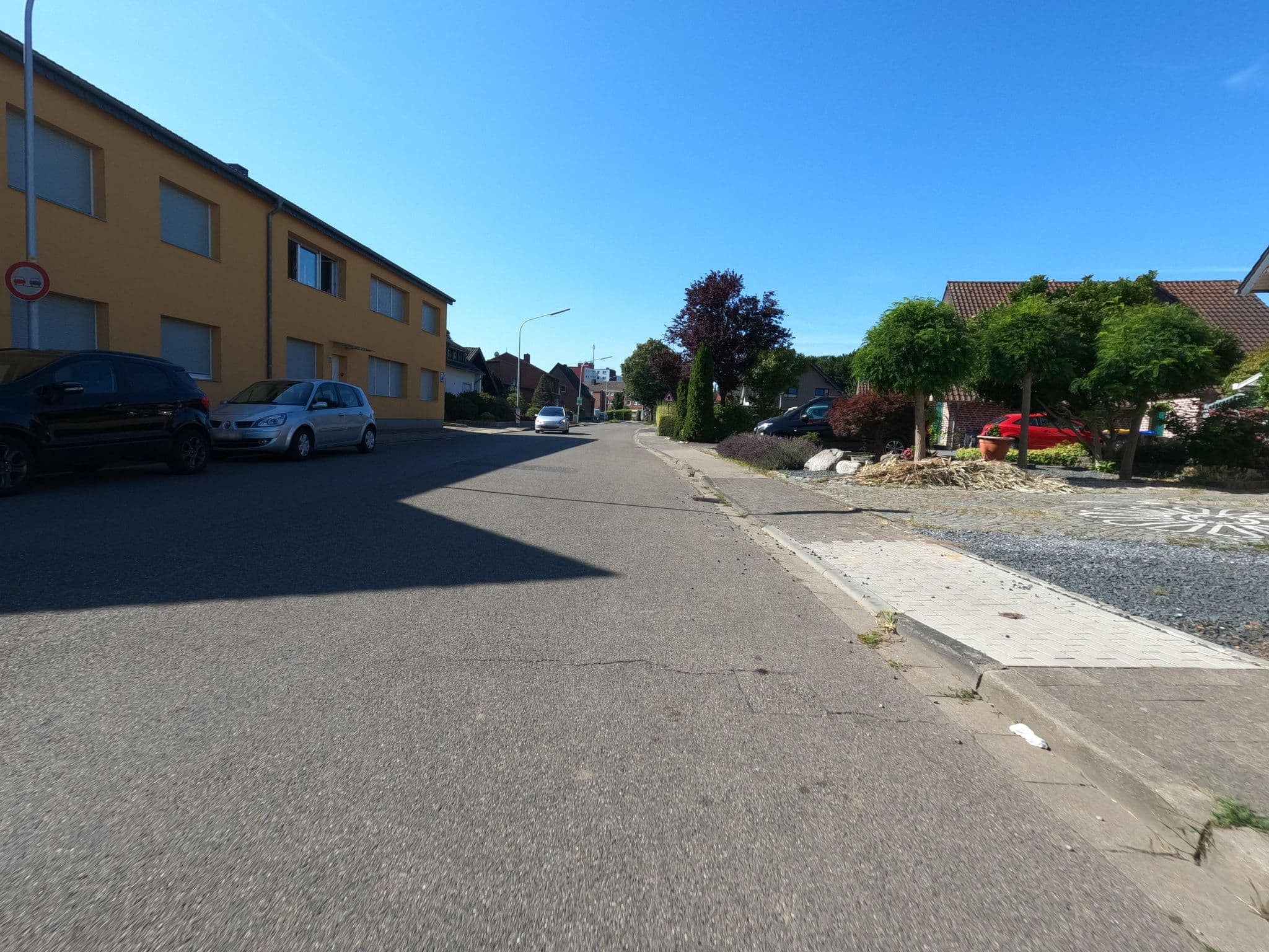 Street view near Ferienwohnung Anke - Apartment 5a, Heinsberg — © hektor1989 (CC BY-SA · Mapillary)