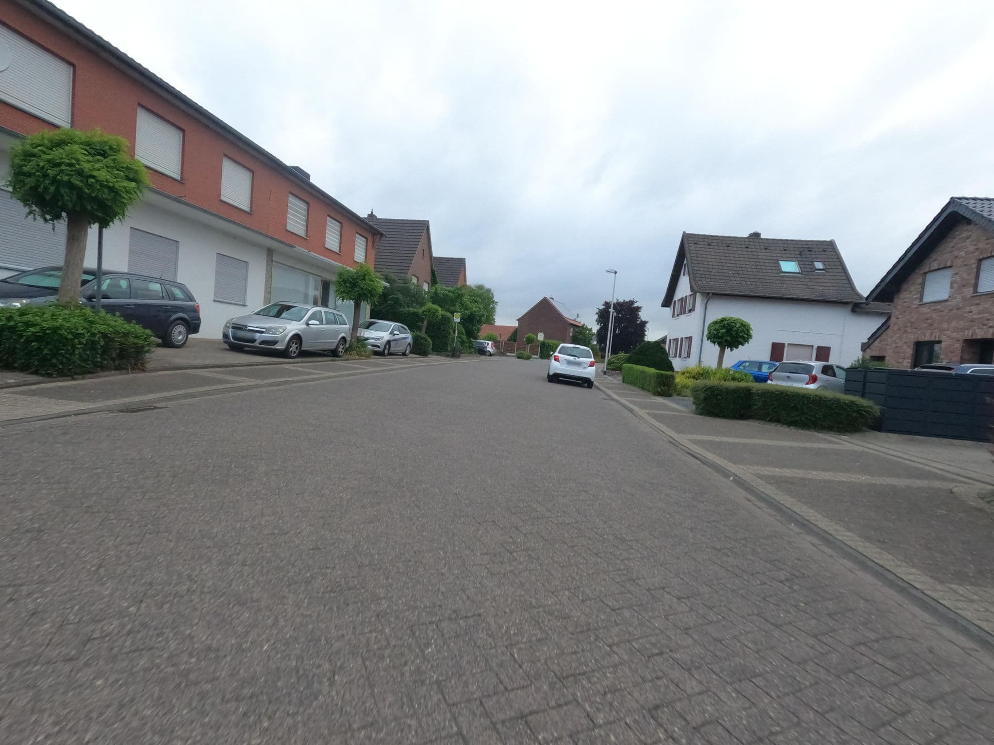 Street view near Claudia Crämer, Wassenberg — © hektor1989 (CC BY-SA · Mapillary)