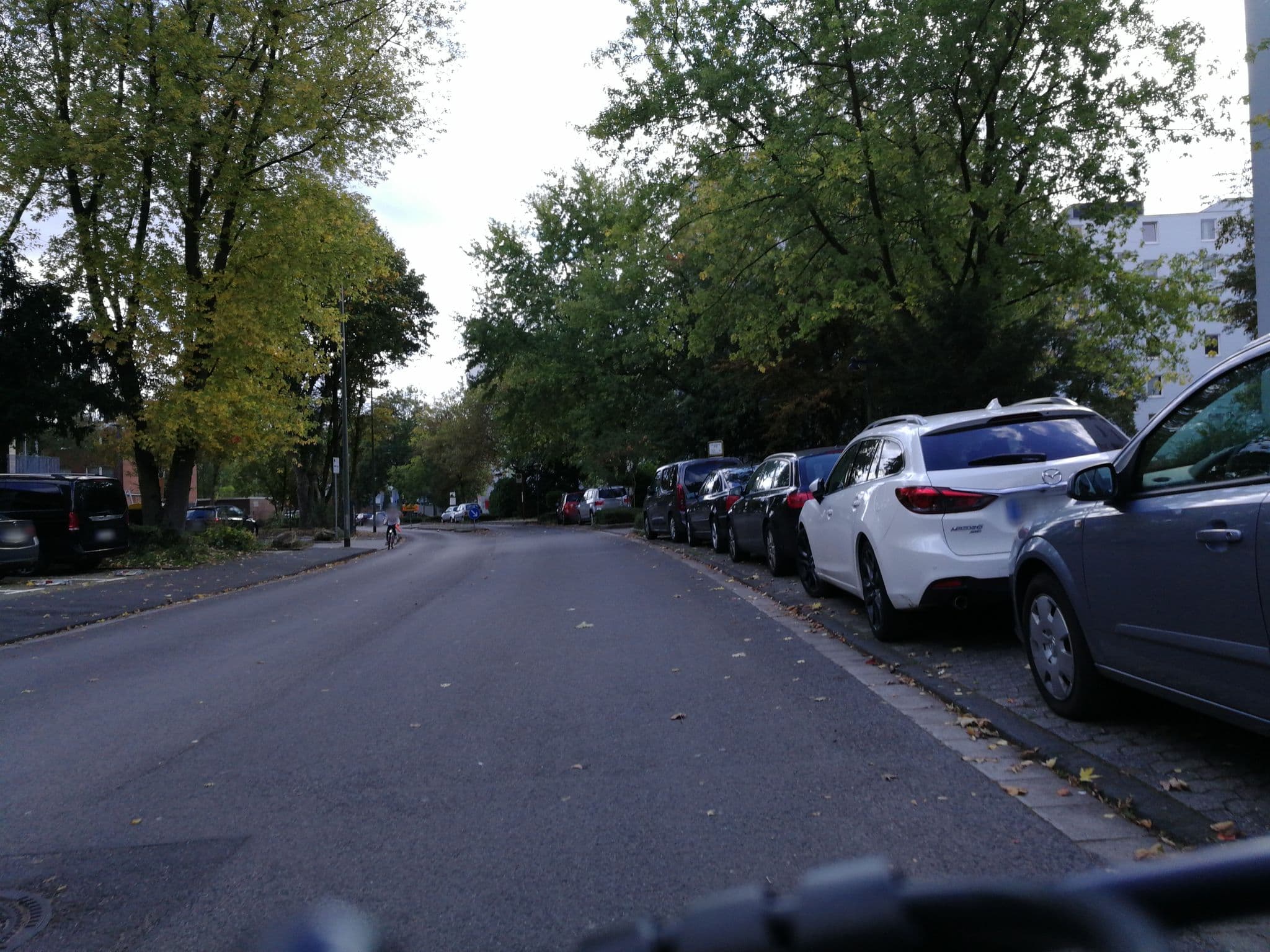 Street view near Monteurzimmer Neuss, Neuss — © jenz (CC BY-SA · Mapillary)