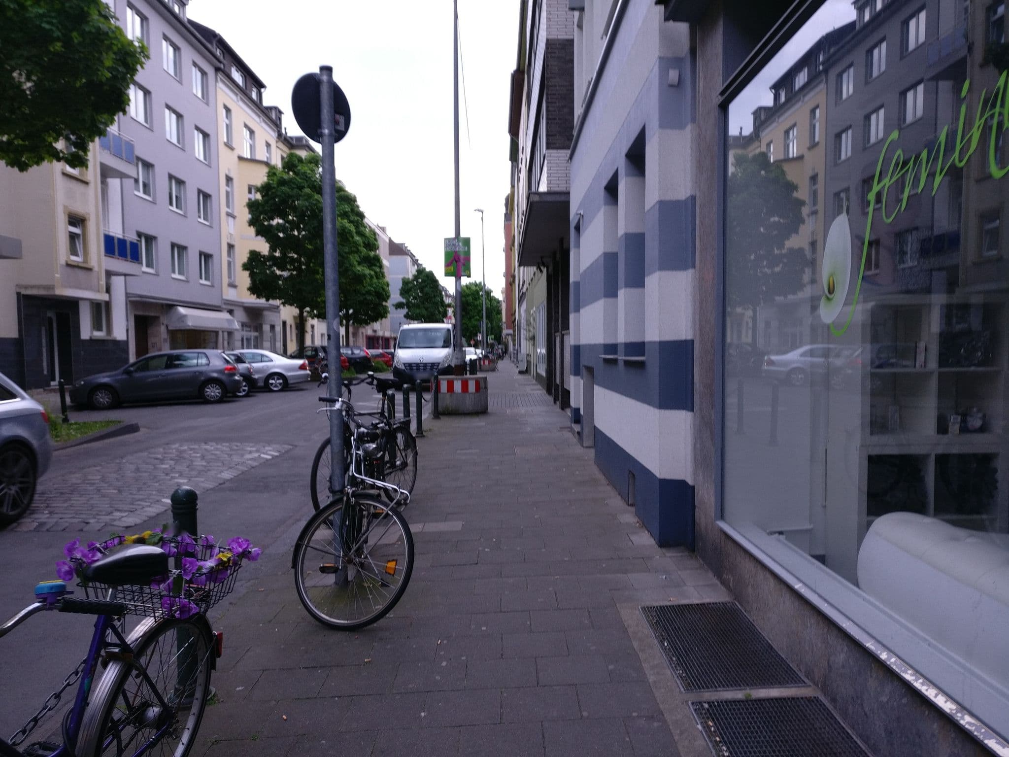 Street view near デュッセルドルフ滞在のアパート, Düsseldorf — © bobdd (CC BY-SA · Mapillary)