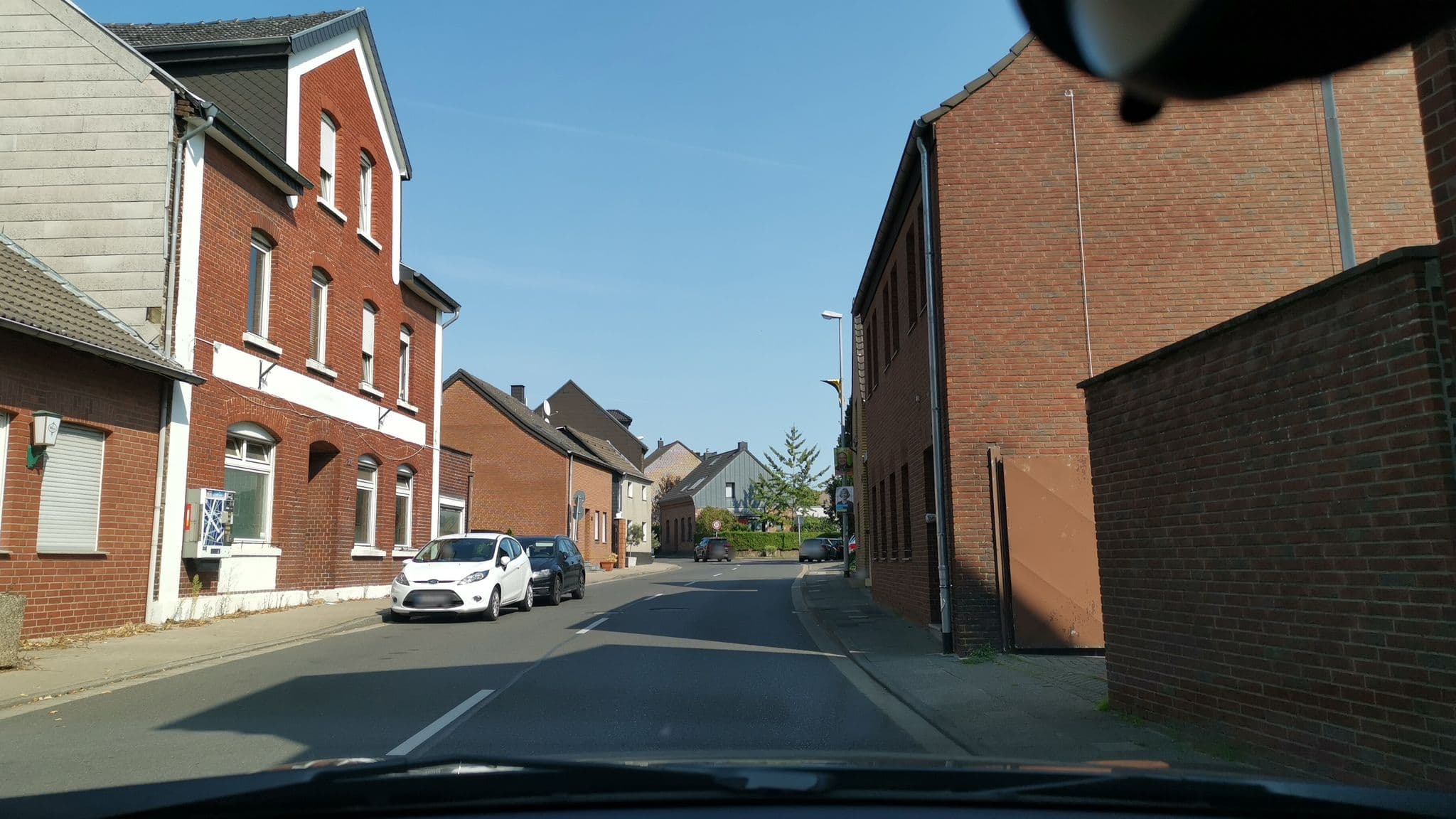 Street view near Hotel Alte Backstube, Grevenbroich — © bigpapa2908 (CC BY-SA · Mapillary)