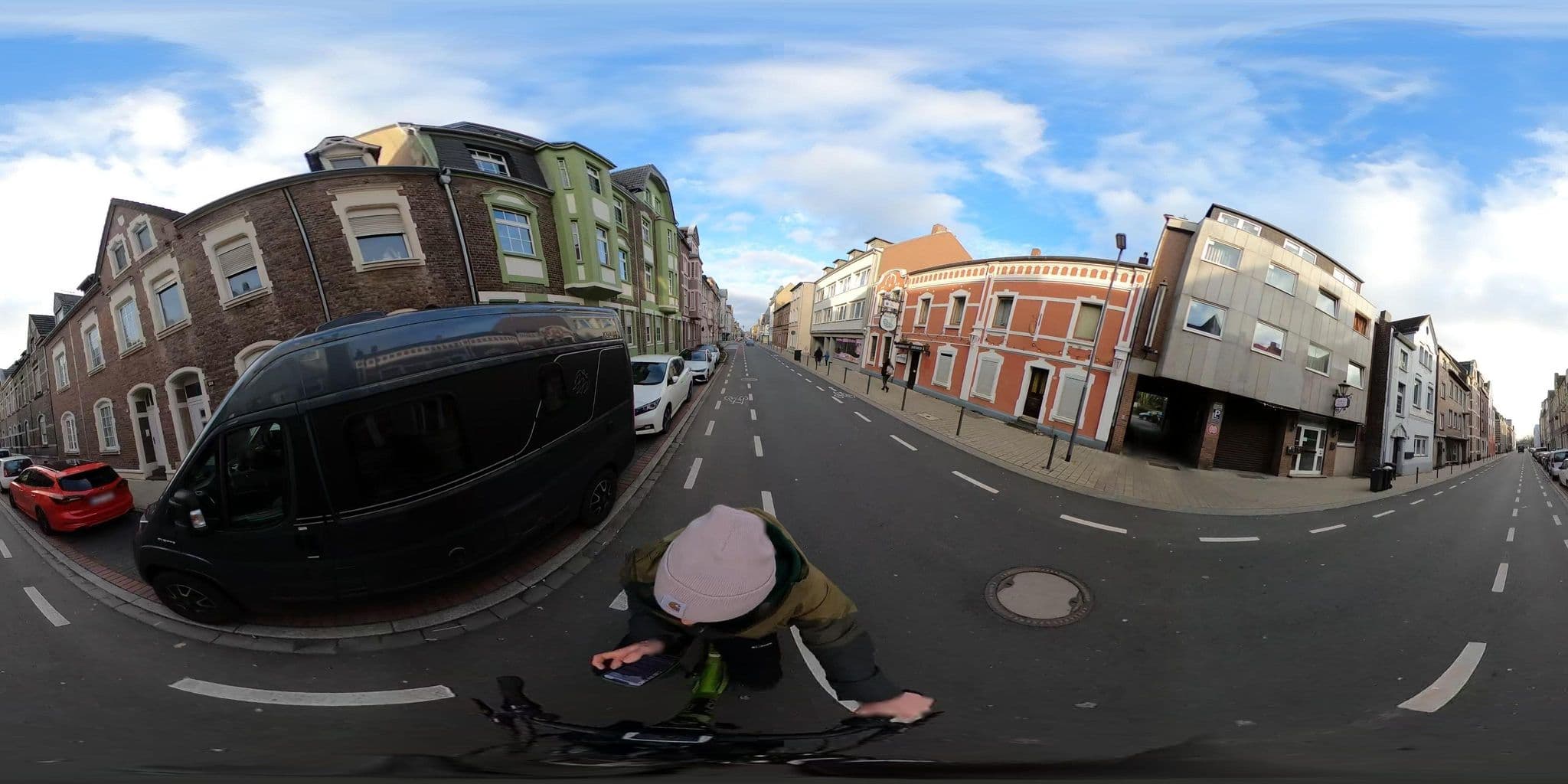 Street view near S&L Hotel Neuss, Neuss — © VIA_DT (CC BY-SA · Mapillary)
