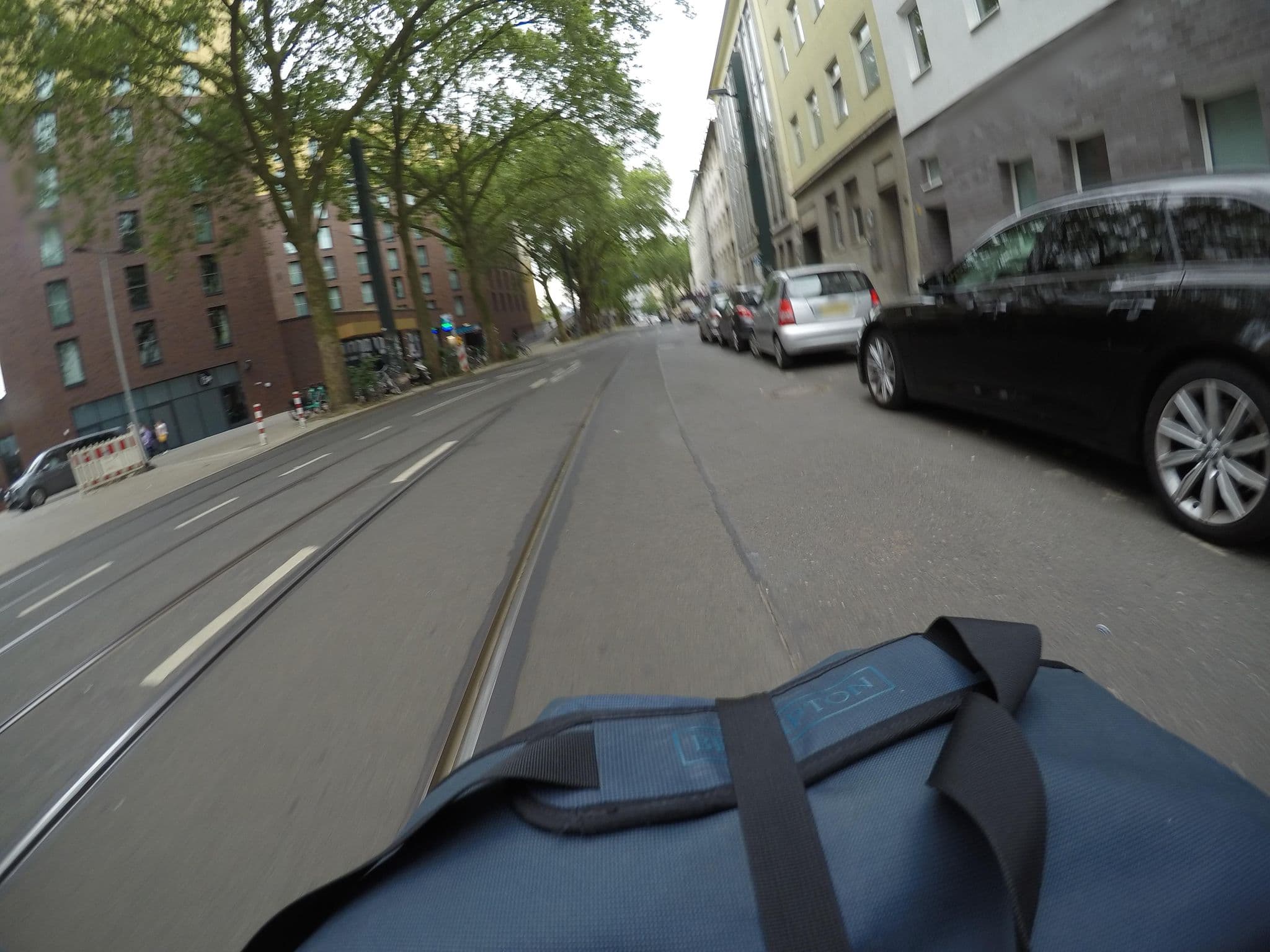Street view near Ambassador, Düsseldorf — © mfa (CC BY-SA · Mapillary)