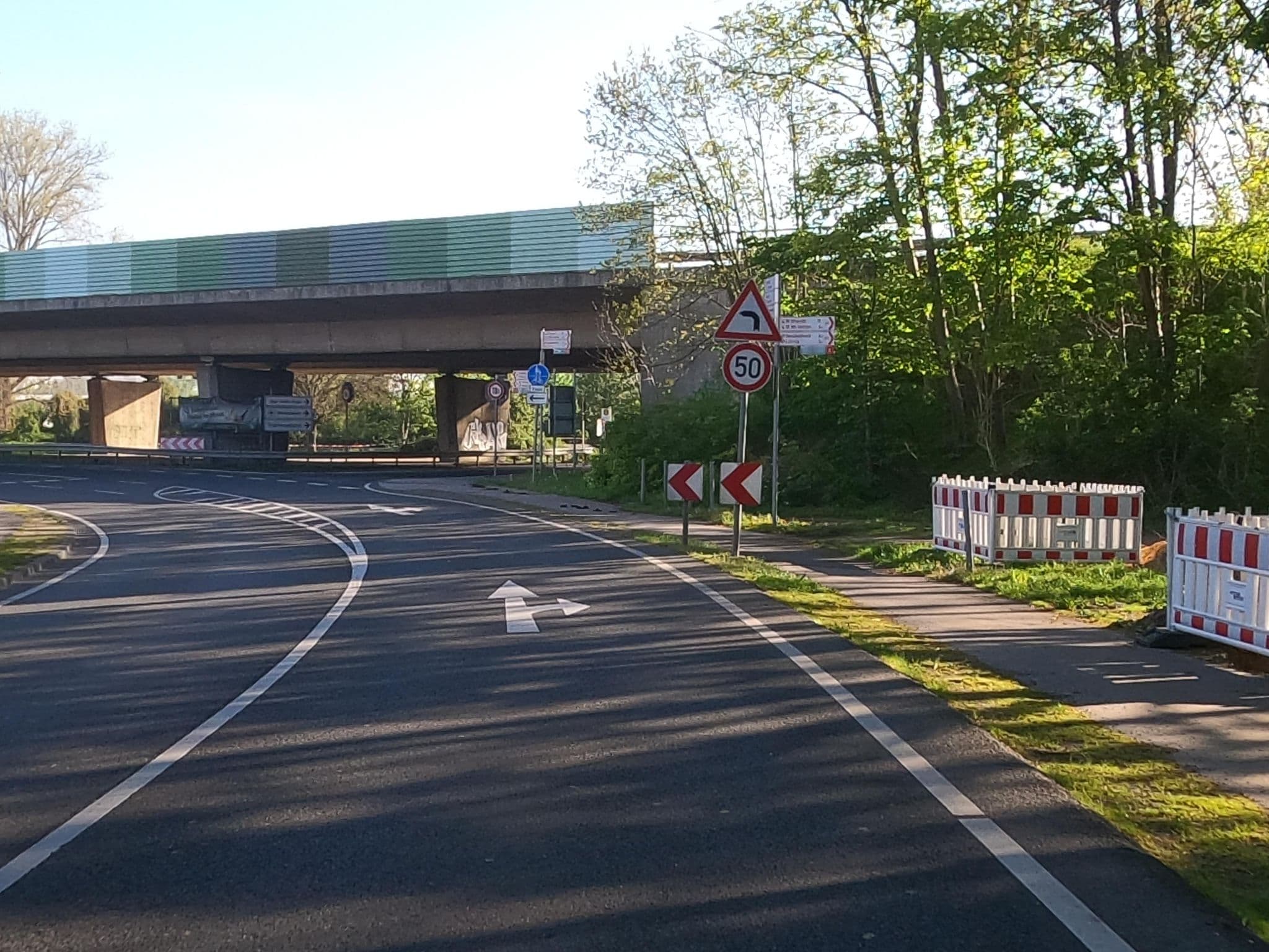 Street view near Kastanienhof, Neersen — © dasbrin (CC BY-SA · Mapillary)