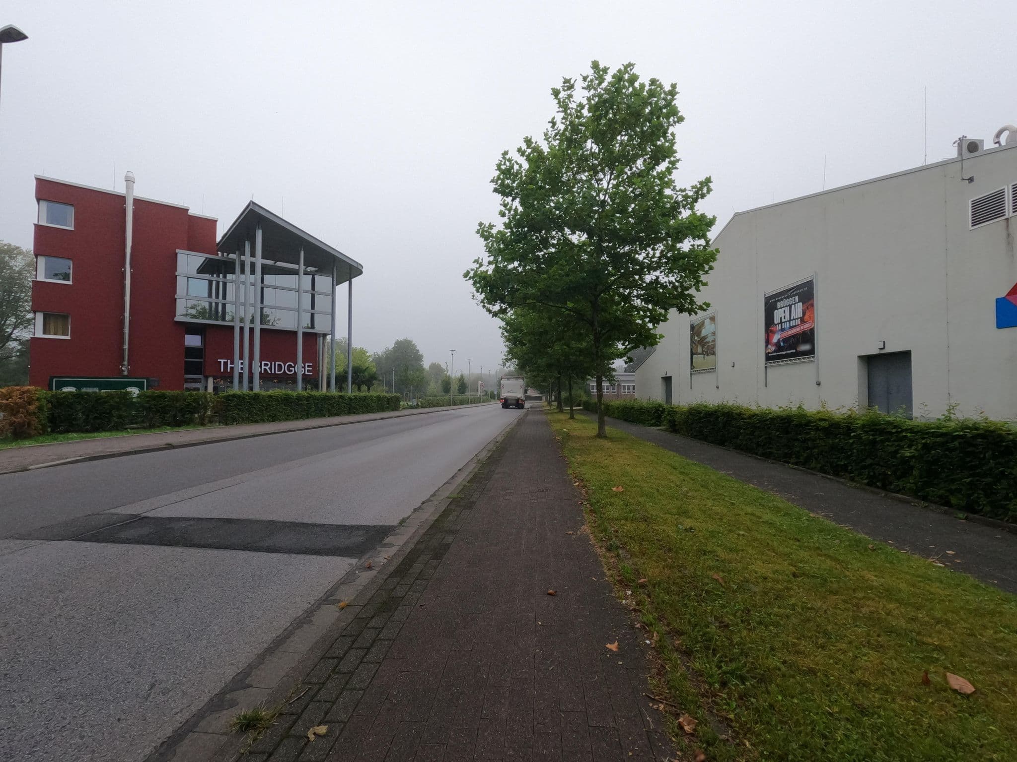 Street view near The Bridgge Grand Boutique Hotel, Brüggen — © hektor1989 (CC BY-SA · Mapillary)