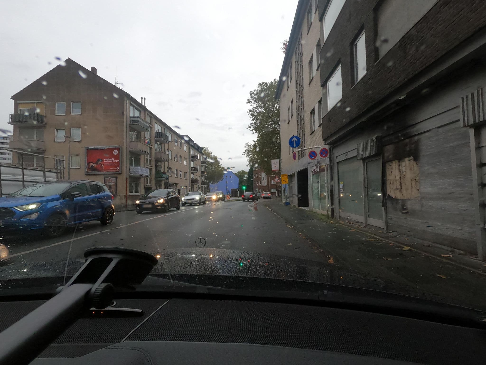 Street view near Appartement Krefeld-City, Krefeld — © saschahaberkorn (CC BY-SA · Mapillary)
