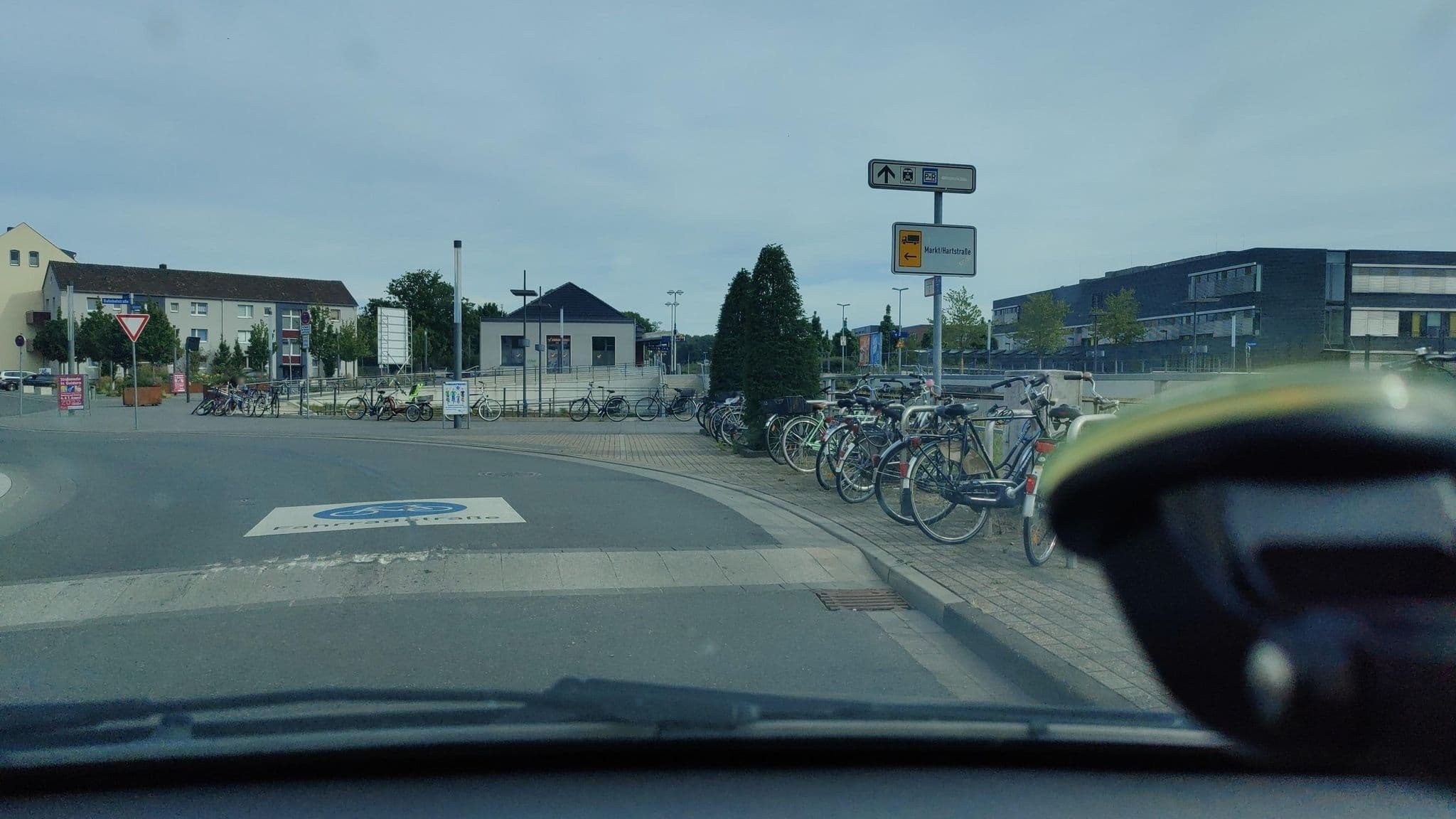 Street view near Steakhouse El Rancho & Hotel Rheinischer Hof, Geldern — © poxonline (CC BY-SA · Mapillary)