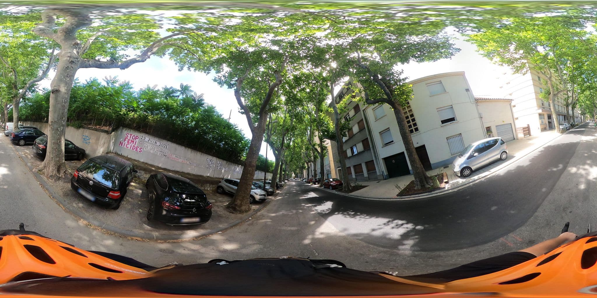 Street view near Avignon Hôtel Monclar, Avignon — © alexavignon (CC BY-SA · Mapillary)