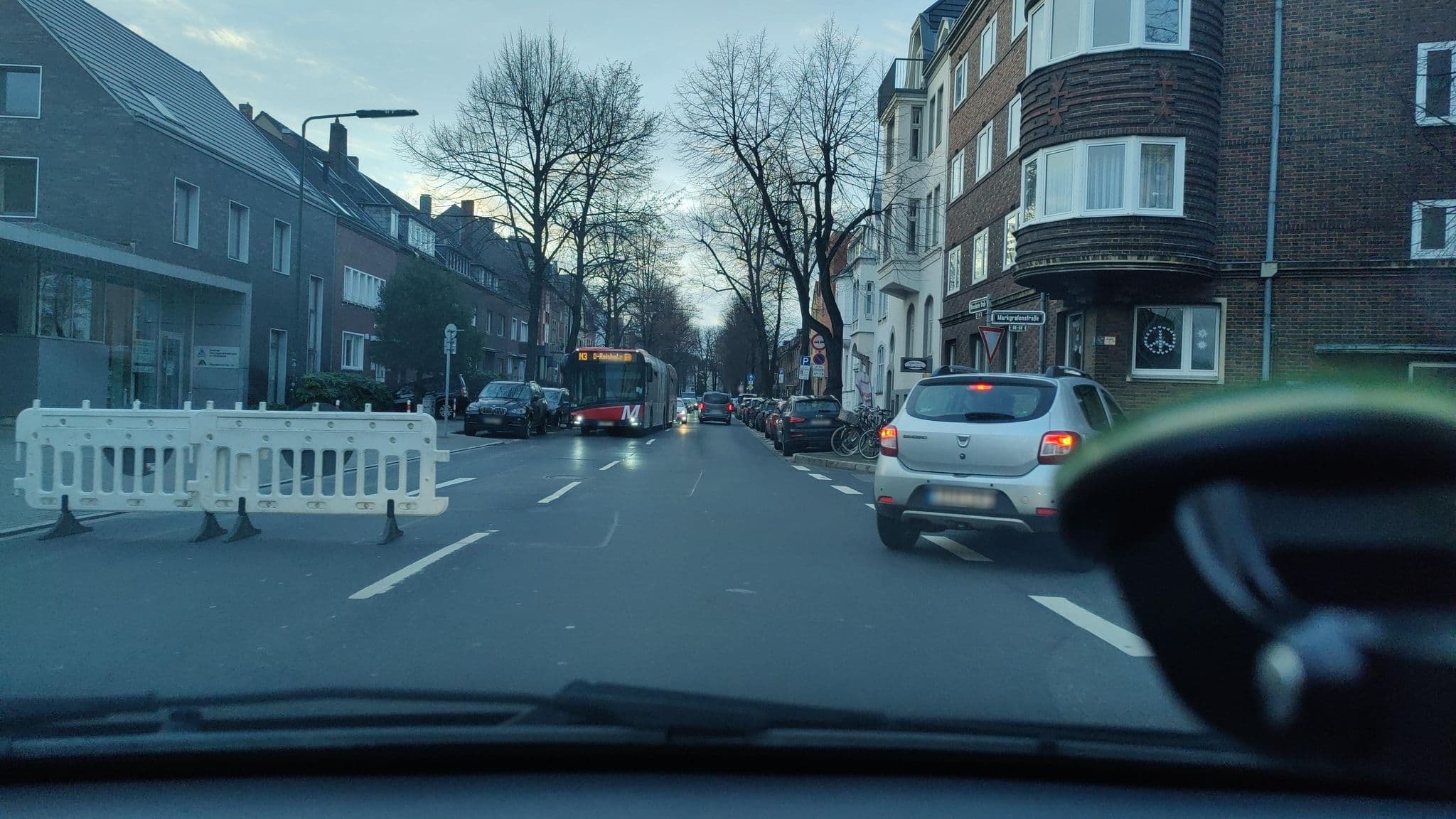 Street view near DJH City Hostel, Düsseldorf — © poxonline (CC BY-SA · Mapillary)