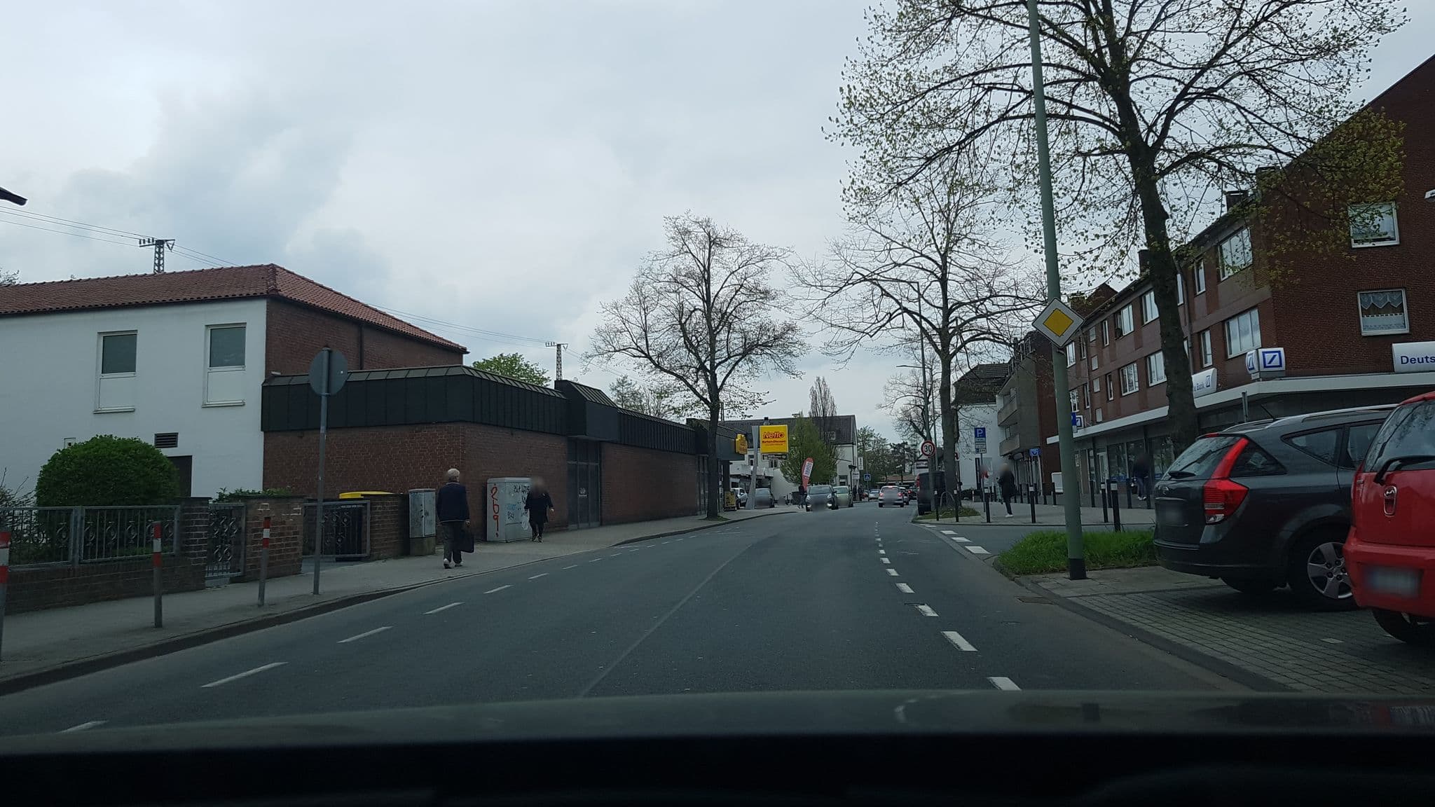 Street view near Ramor, Rheinhausen — © rororo (CC BY-SA · Mapillary)