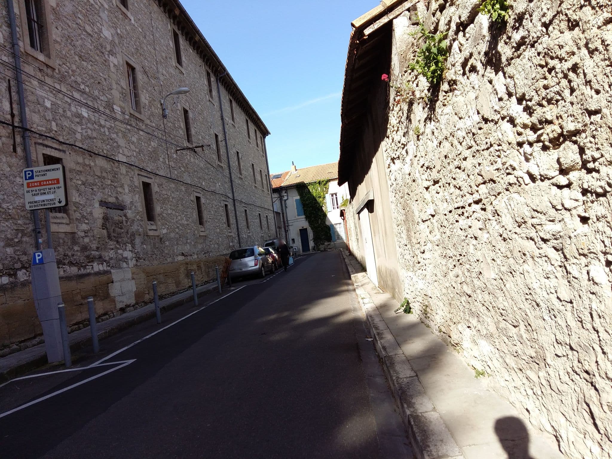 Street view near Hôtel d'Angleterre, Avignon — © zimmy (CC BY-SA · Mapillary)