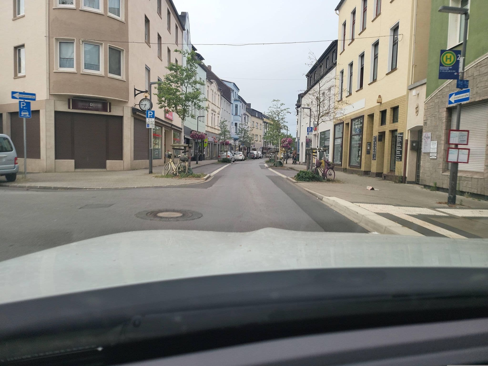 Street view near Homberger Hof, Rheinhausen — © DerMaster0815 (CC BY-SA · Mapillary)