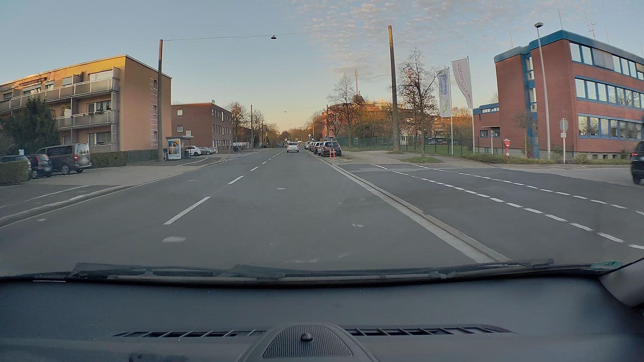 Street view near Hotel Dormir, Moers — © poxonline (CC BY-SA · Mapillary)
