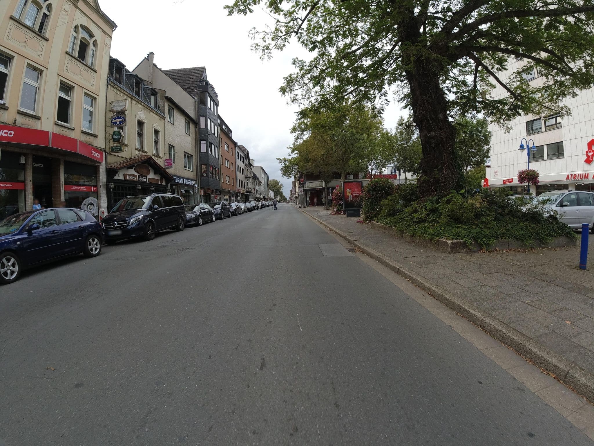 Street view near Johnny's wohnen auf Zeit, Moers — © ralrei (CC BY-SA · Mapillary)