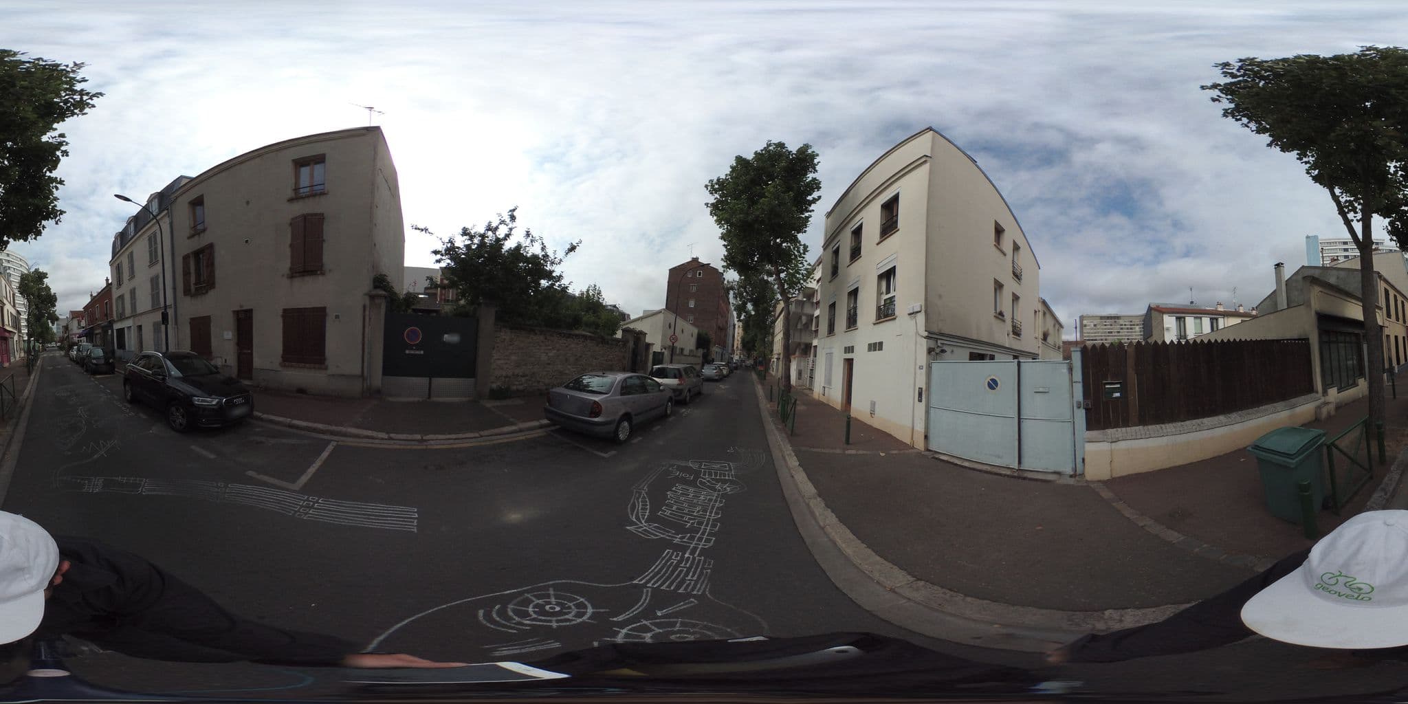 Street view near Le Passage, Malakoff — © geovelo (CC BY-SA · Mapillary)
