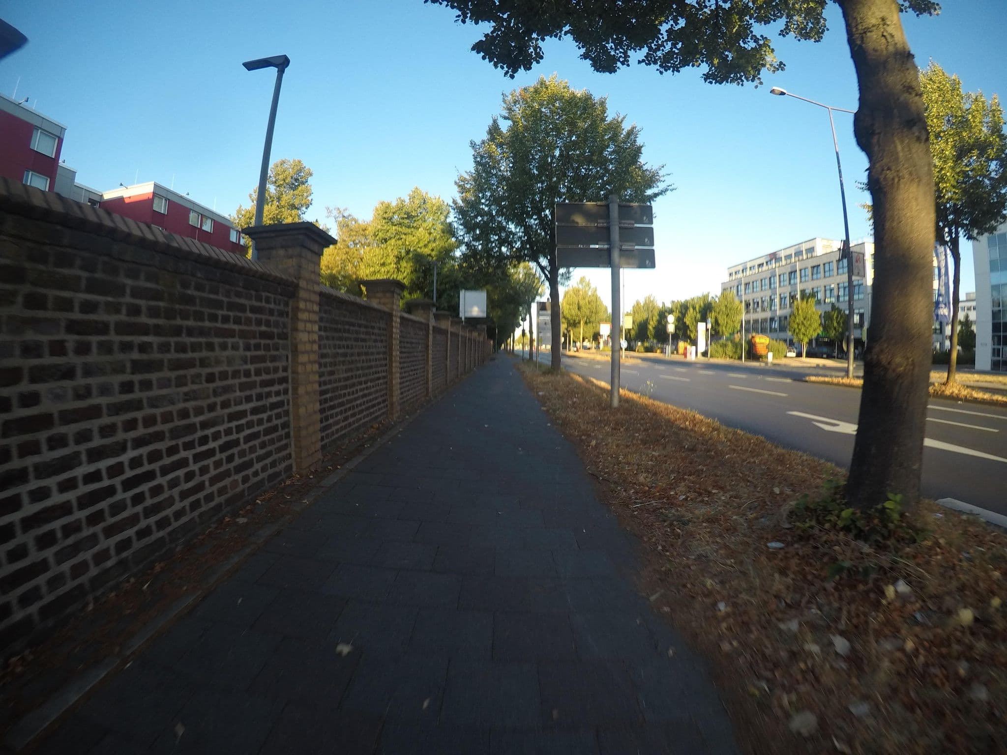 Street view near Mercure Hotel Köln West-pool, Frechen — © mfa (CC BY-SA · Mapillary)