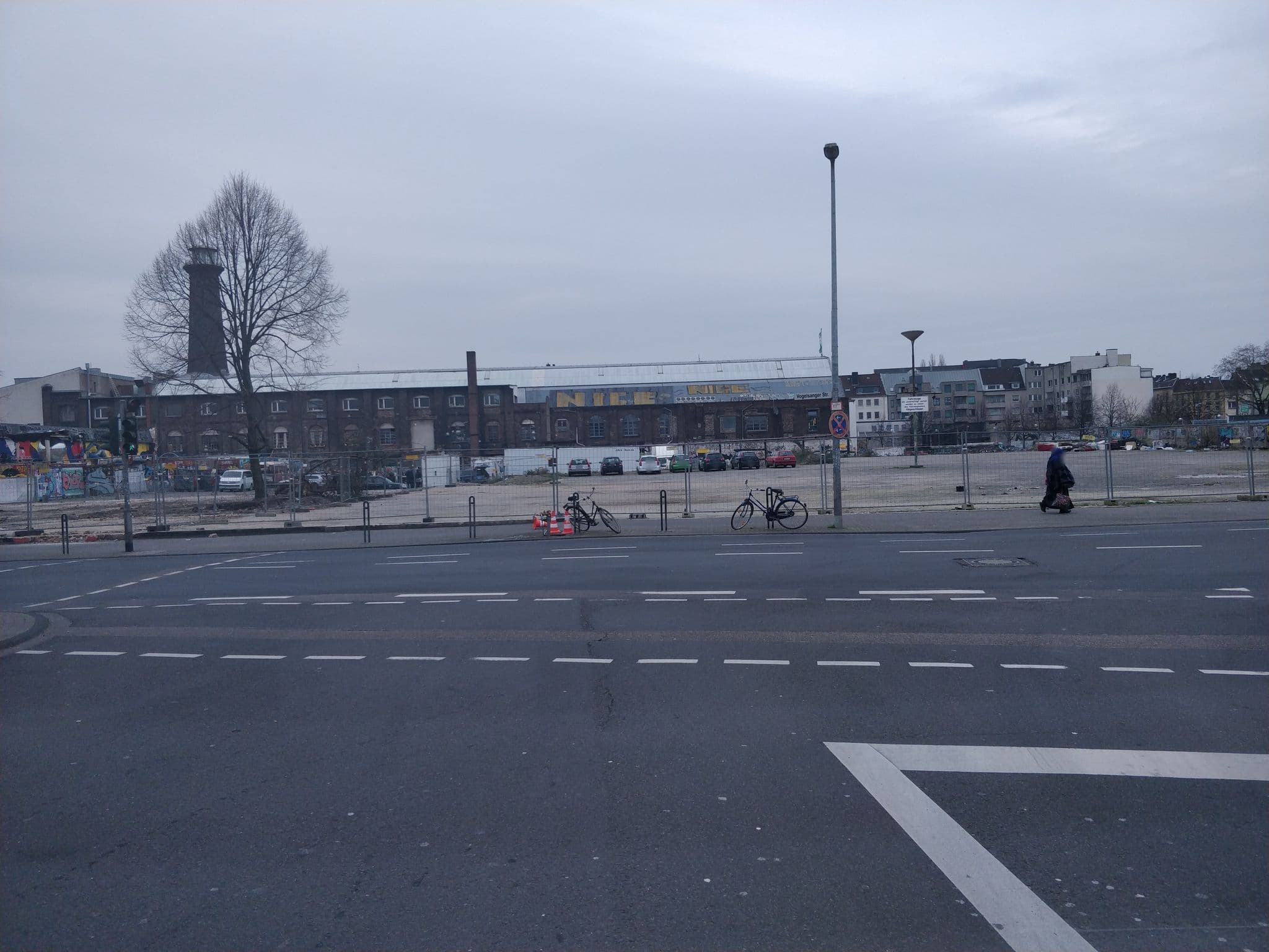 Street view near Loftandtravel GmbH Wohnungsagentur, Neuehrenfeld — © raymond (CC BY-SA · Mapillary)