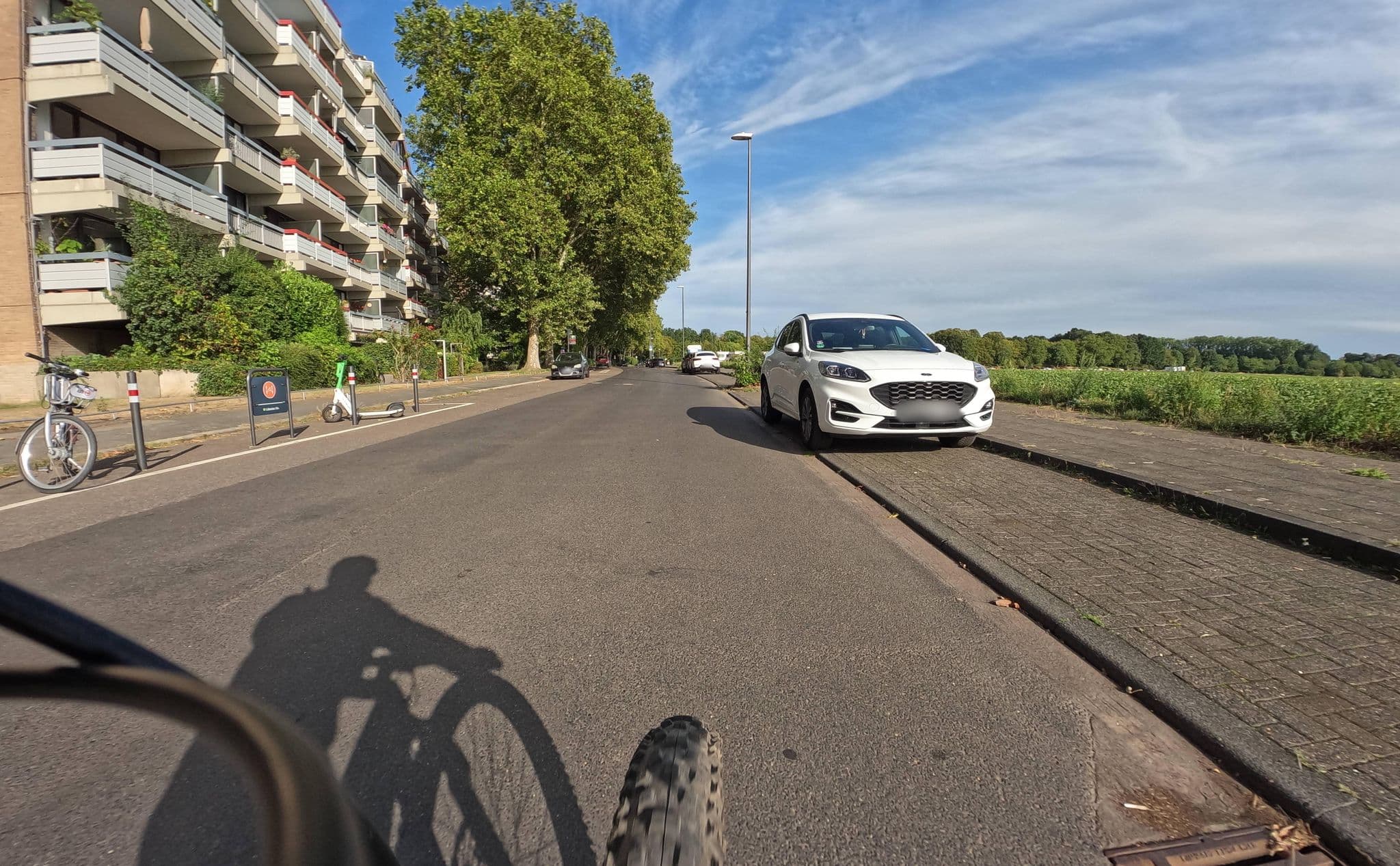Street view near Messe Apartment Köln West, Frechen — © countzero5 (CC BY-SA · Mapillary)