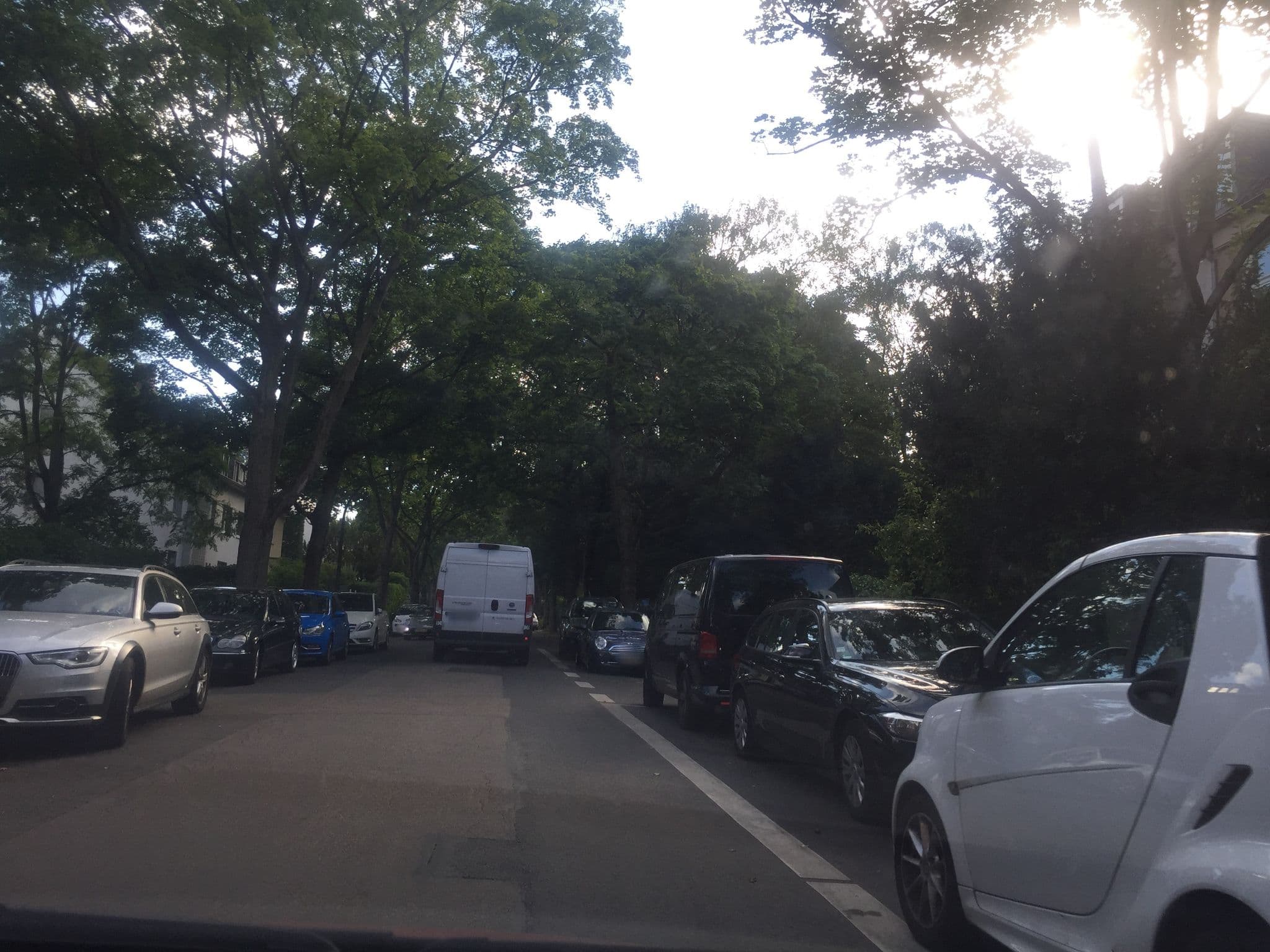 Street view near Gästehaus Uni. Köln, Bayenthal — © avataryt (CC BY-SA · Mapillary)