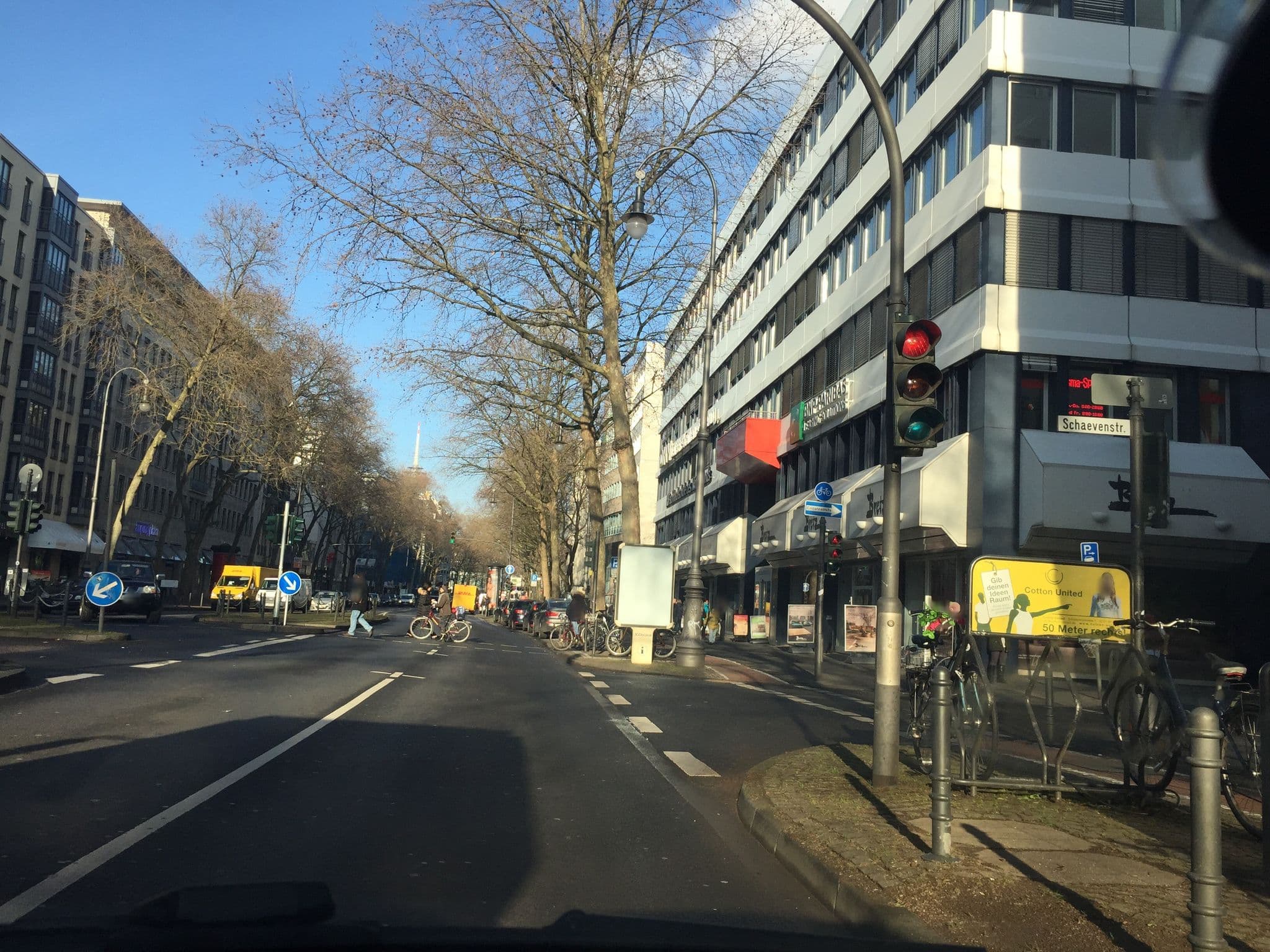 Street view near Hannig Köhler Hotel Betriebs GmbH Esplanade Hotel, Köln — © avataryt (CC BY-SA · Mapillary)