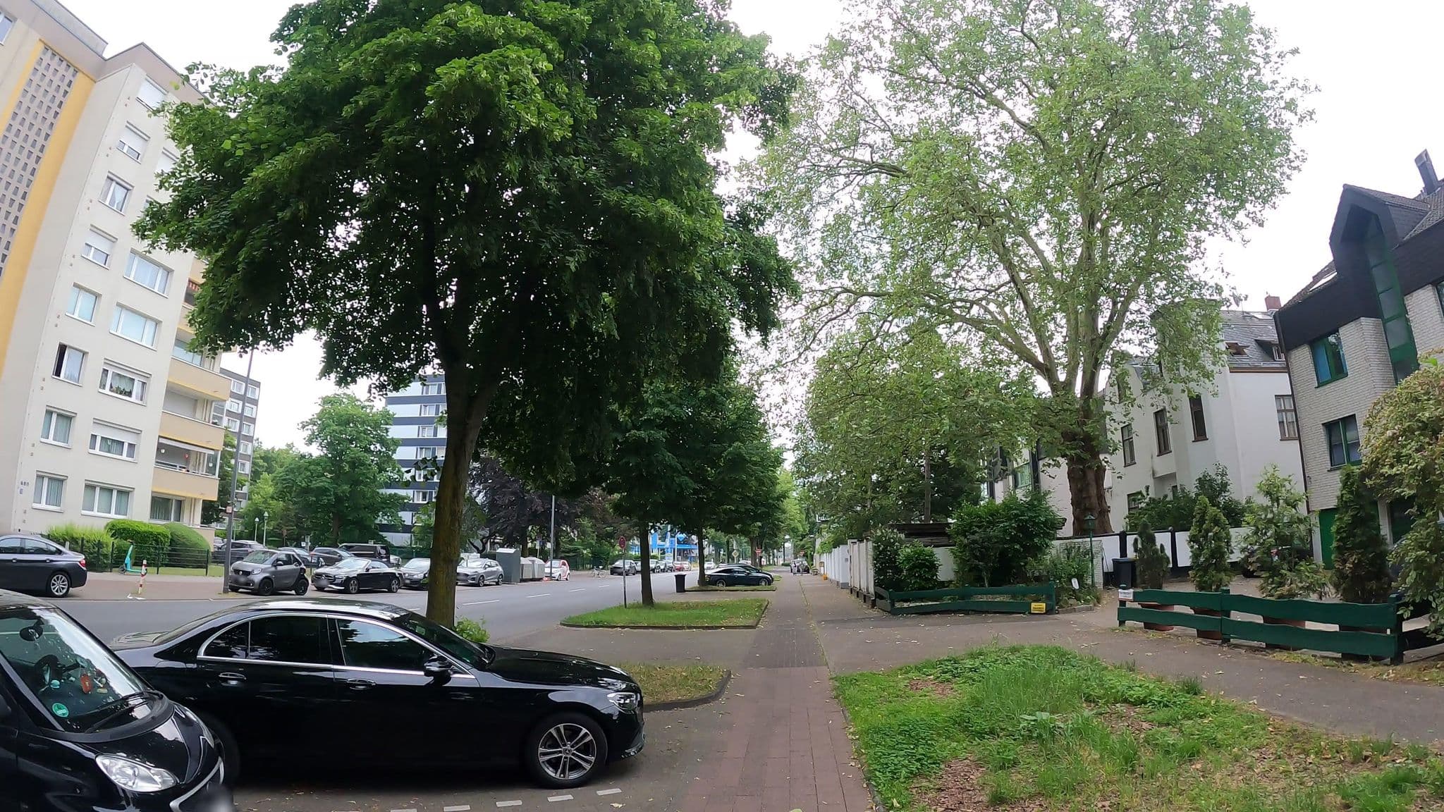 Street view near Villa Cologne, Bilderstöckchen — © popball (CC BY-SA · Mapillary)
