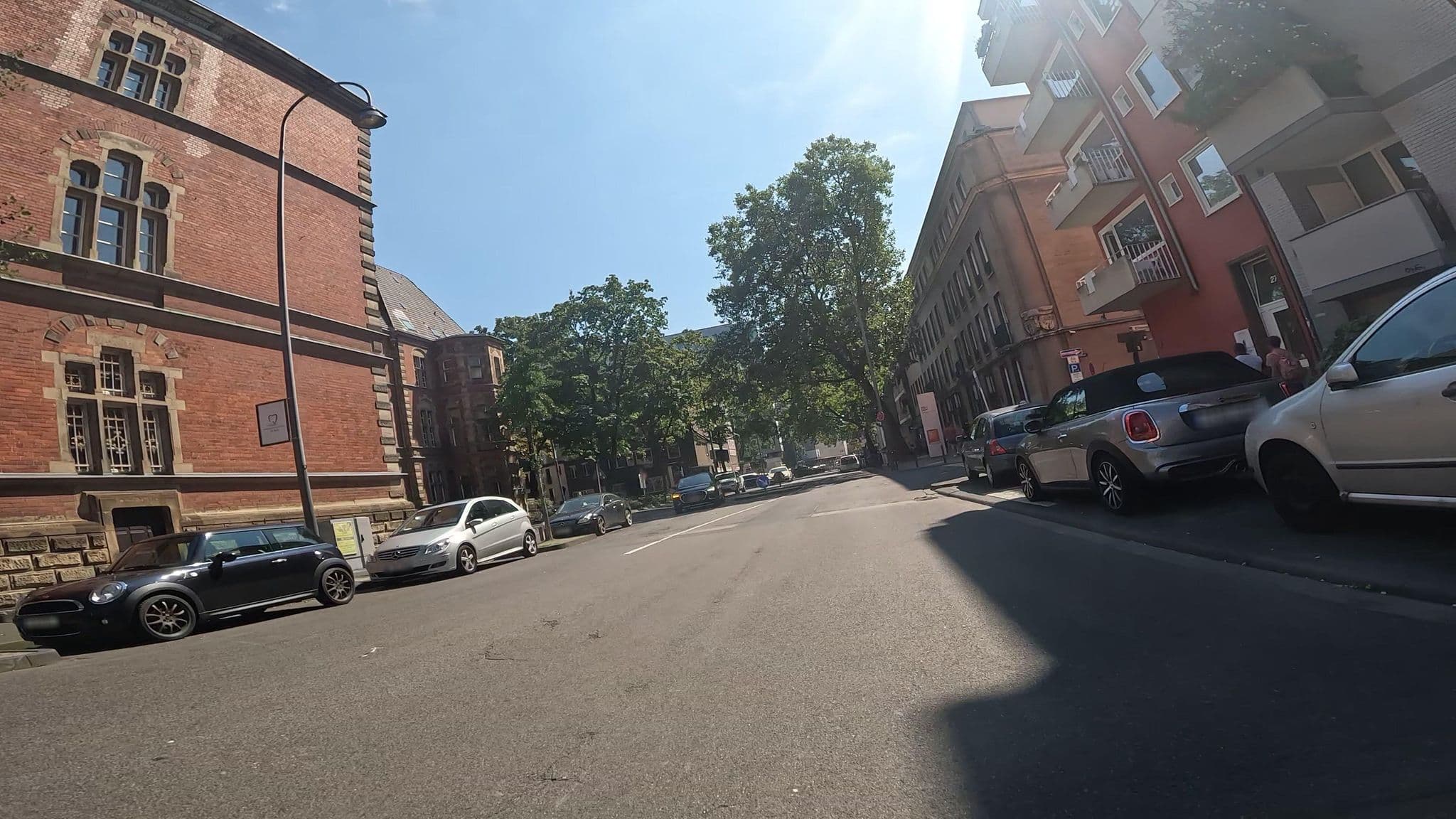 Street view near Hotel Europäischer Hof am Dom, Altstadt Nord — © marccologne (CC BY-SA · Mapillary)
