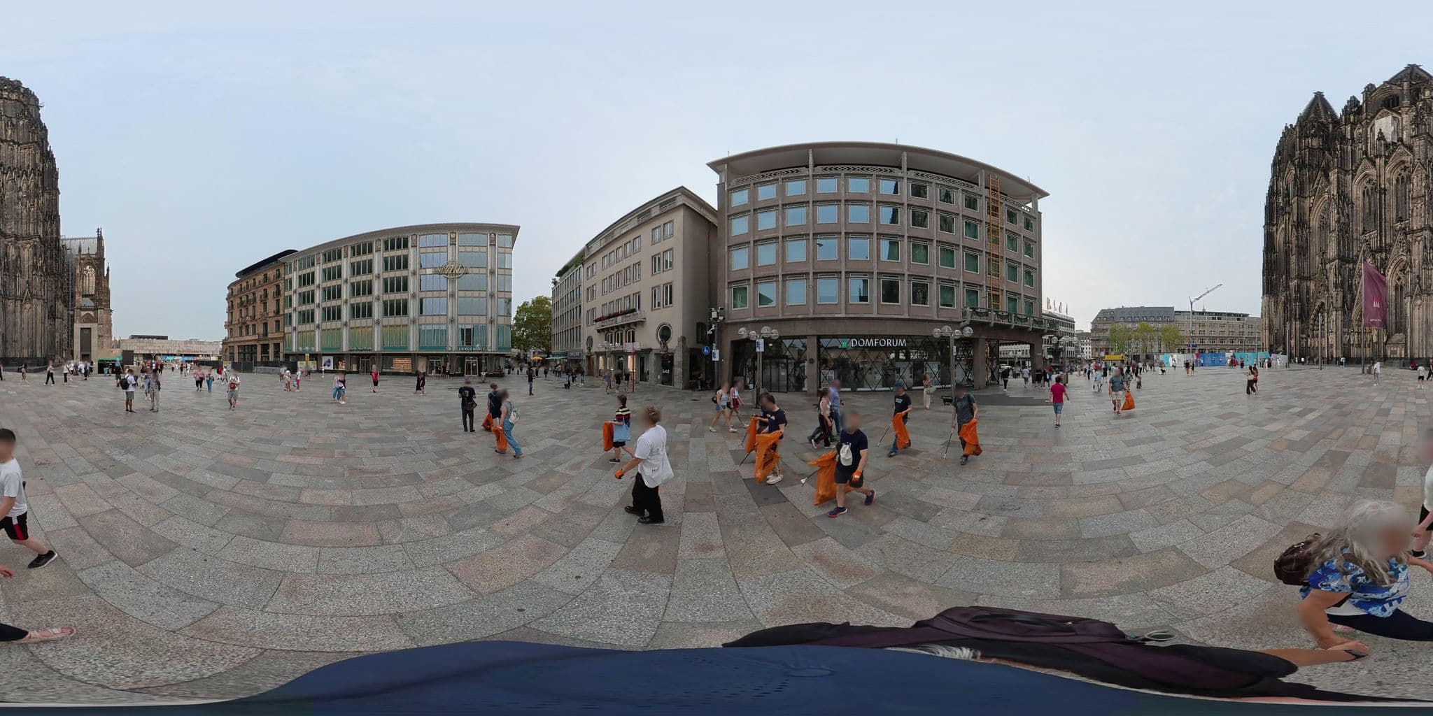 Street view near Hermes Paris im Dom-Hotel, Altstadt Nord — © osmplus_org (CC BY-SA · Mapillary)