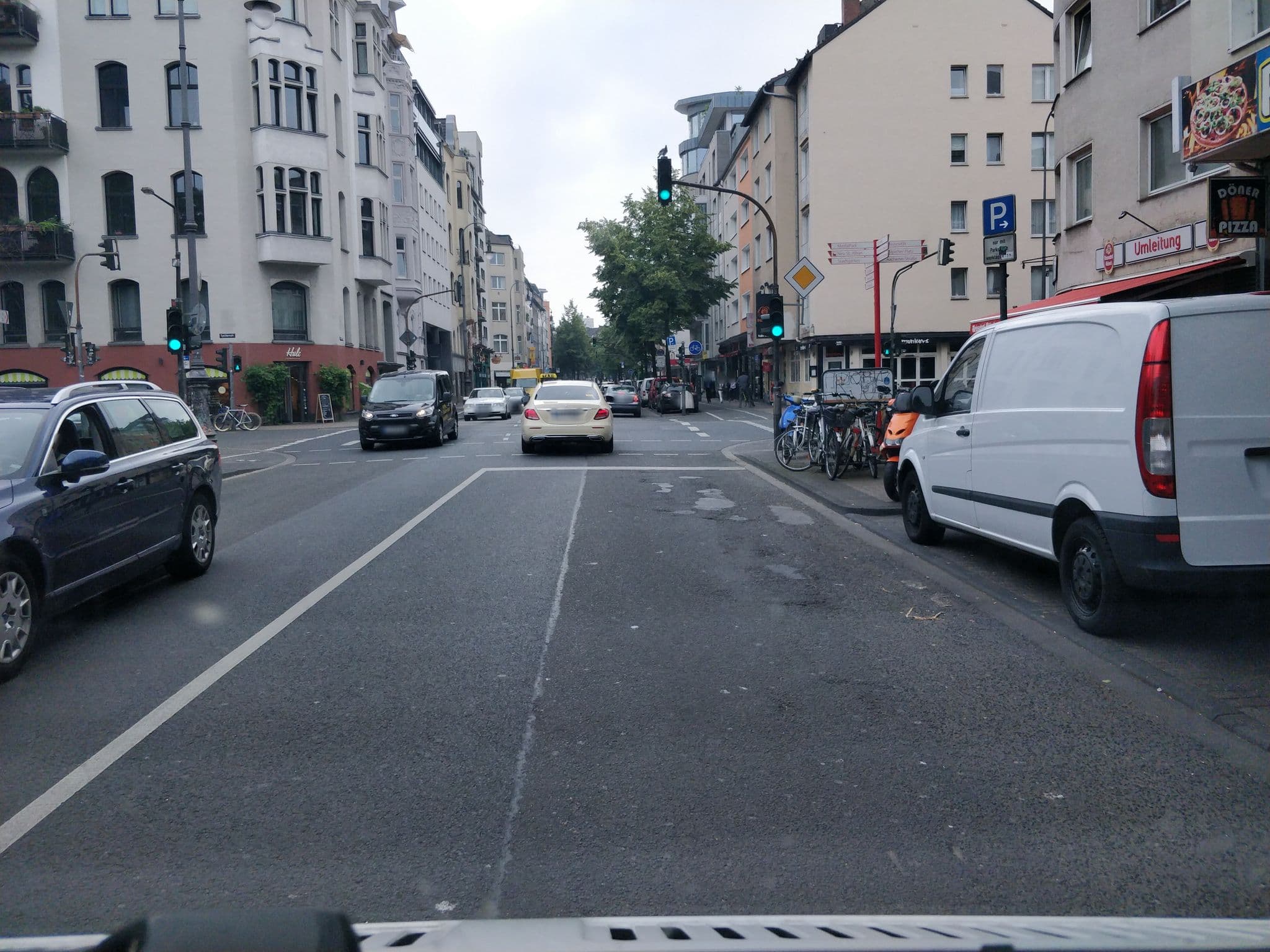 Street view near Kombinats Hotel, Neustadt/Nord — © raymond (CC BY-SA · Mapillary)