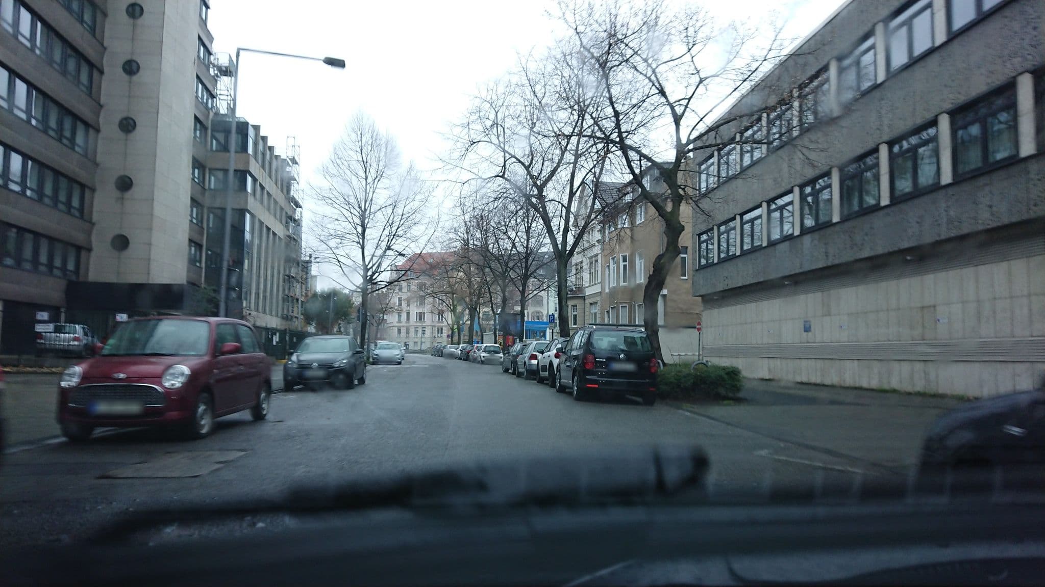 Street view near Aparthotel MyCologne, Neustadt/Nord — © countzero5 (CC BY-SA · Mapillary)