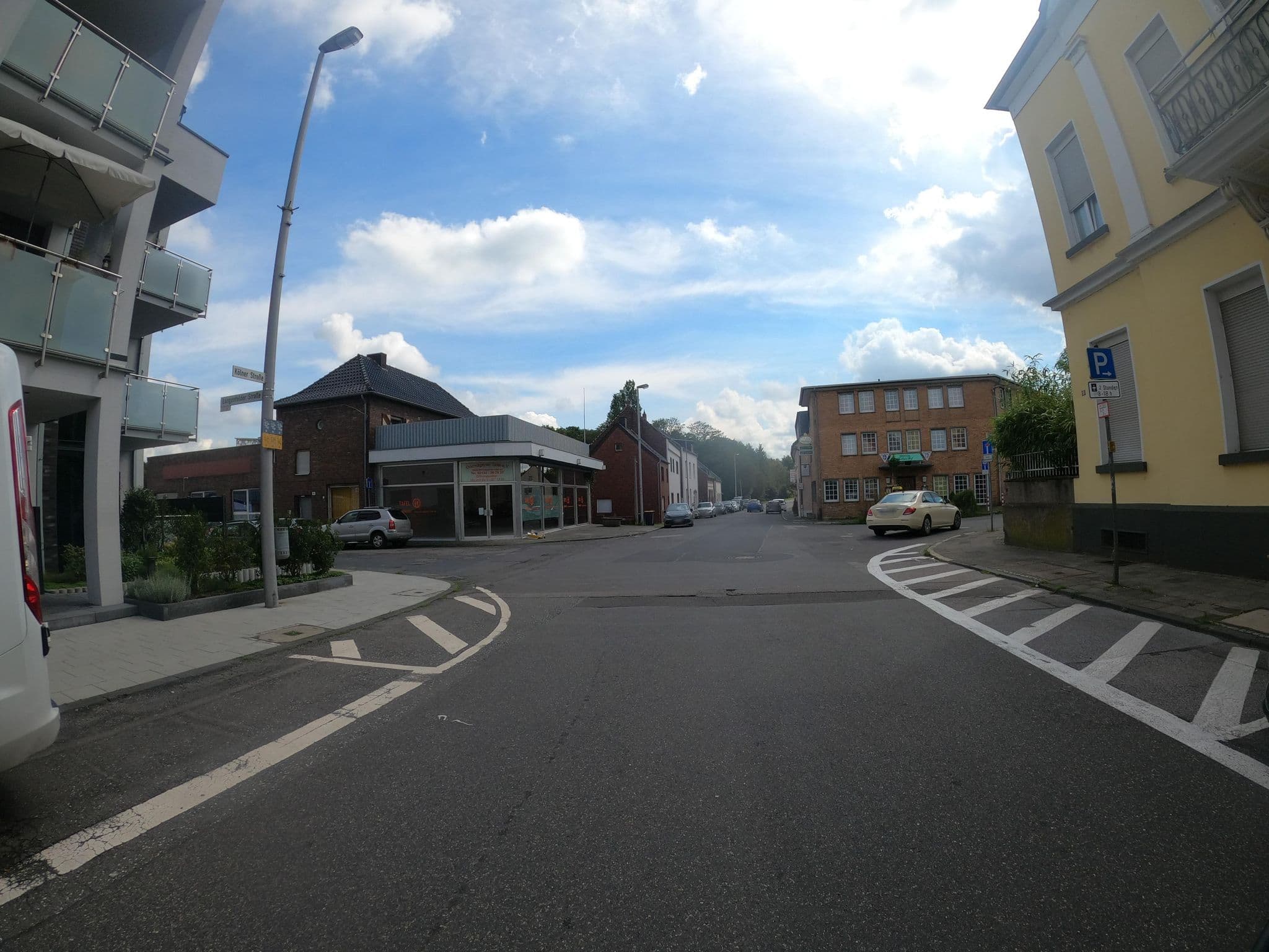 Street view near Hotel Kölnerhof, Dormagen — © VIA_KK (CC BY-SA · Mapillary)