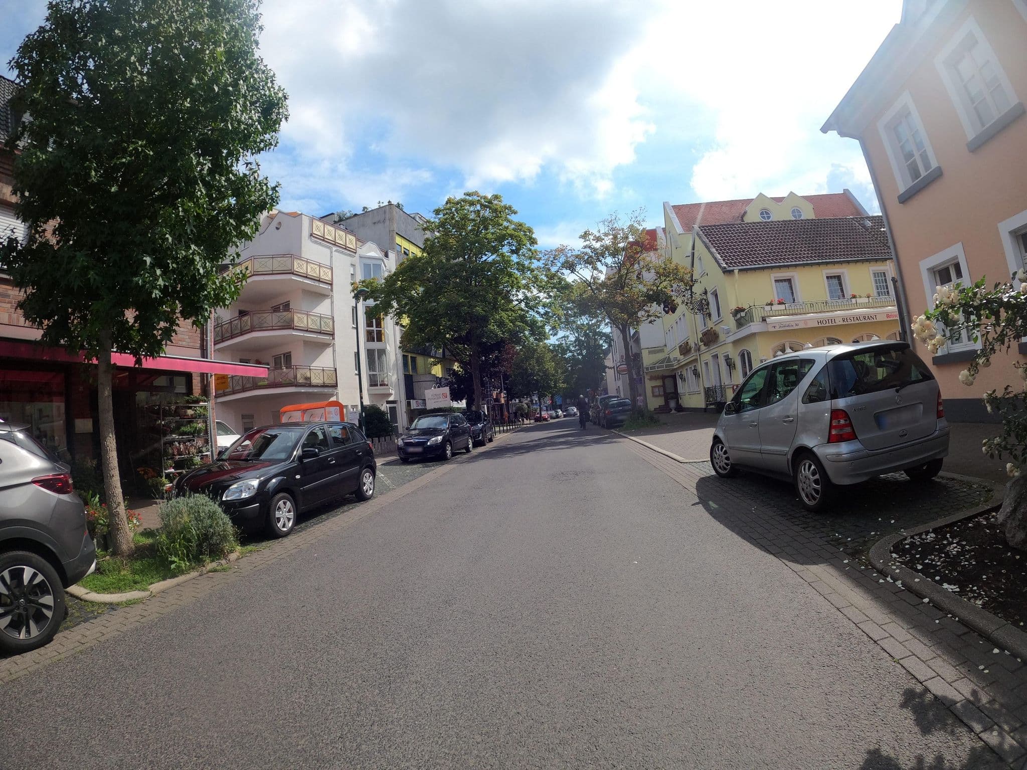 Street view near Hotel Hoettche, Dormagen — © VIA_KK (CC BY-SA · Mapillary)