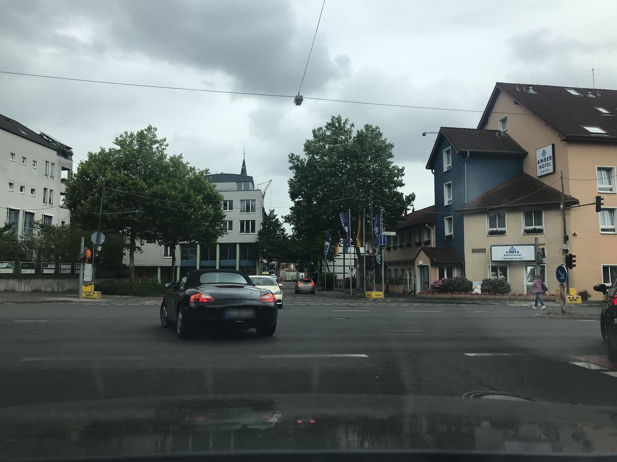 Street view near Demosan Hotel Hilden, Hilden — © saschahaberkorn (CC BY-SA · Mapillary)