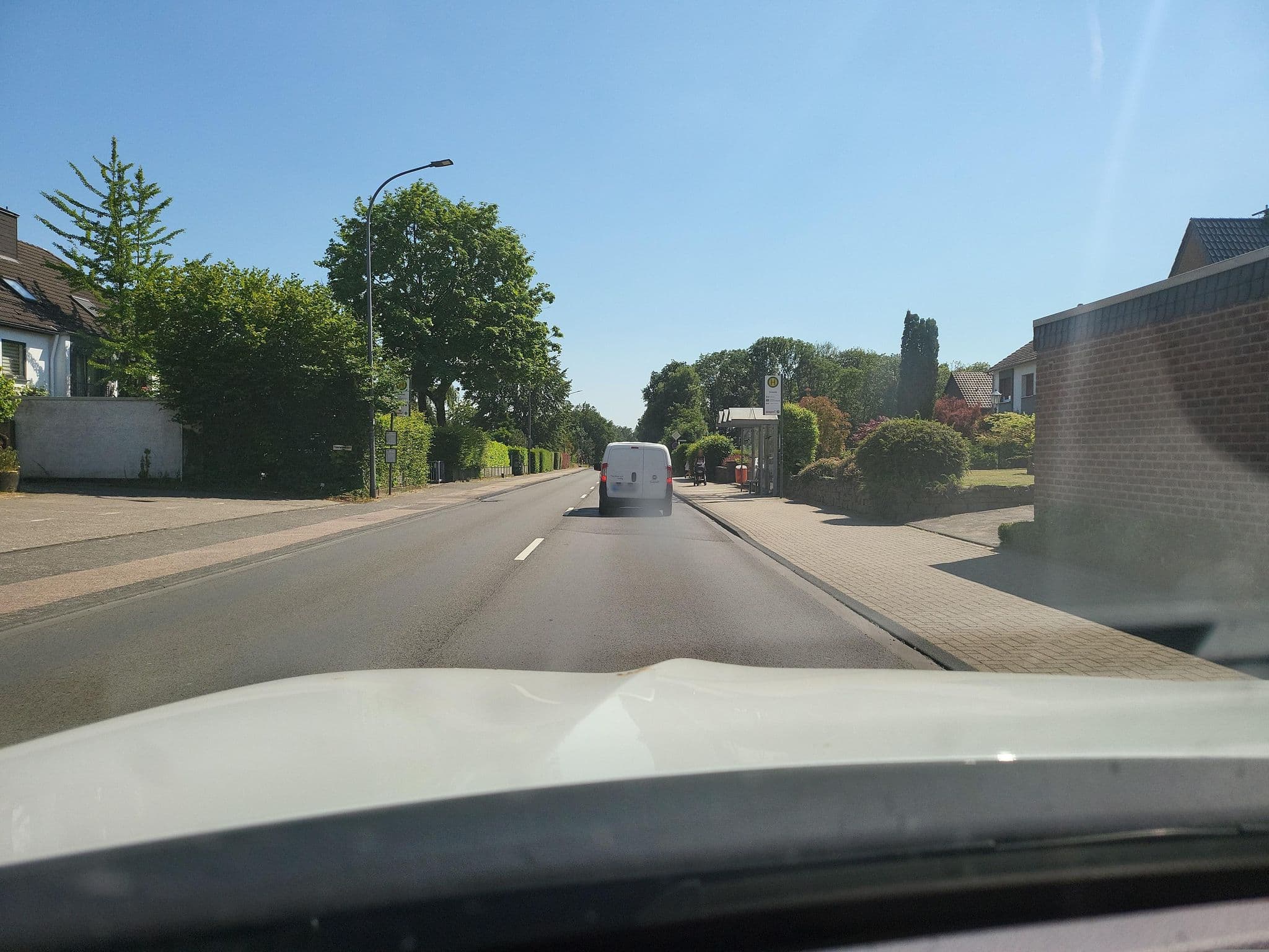 Street view near Hotel Hamm, Bergisch Gladbach — © DerMaster0815 (CC BY-SA · Mapillary)
