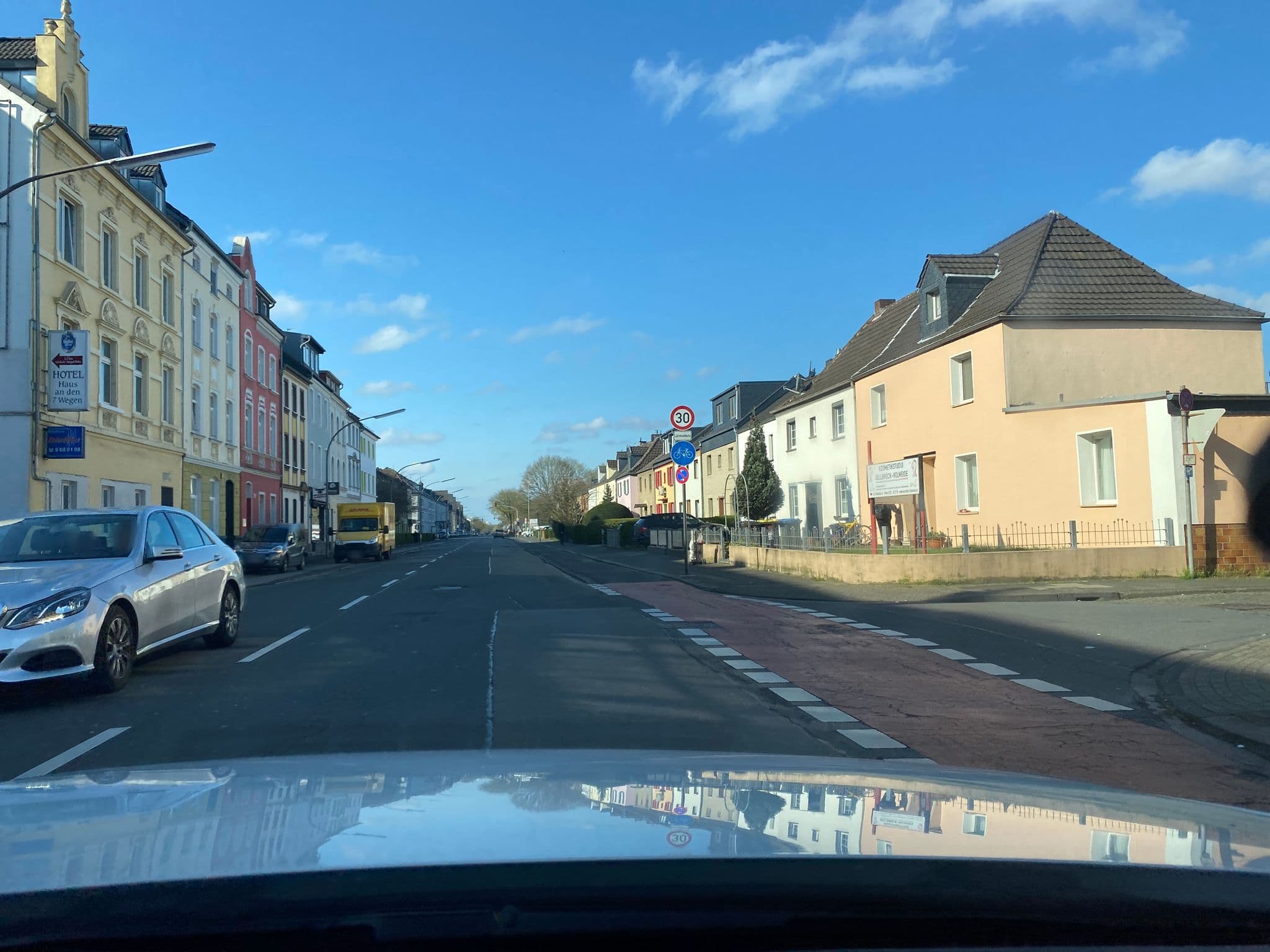 Street view near B&B Cologne, Buchheim — © wladimir (CC BY-SA · Mapillary)