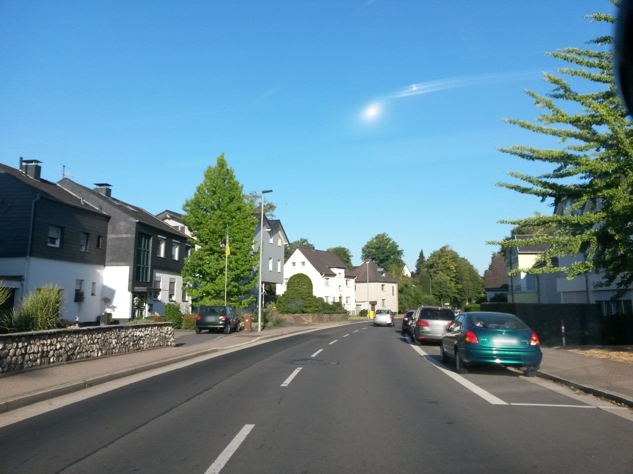Street view near Hans-Willi Müller, Bergisch Gladbach — © uwekoch (CC BY-SA · Mapillary)