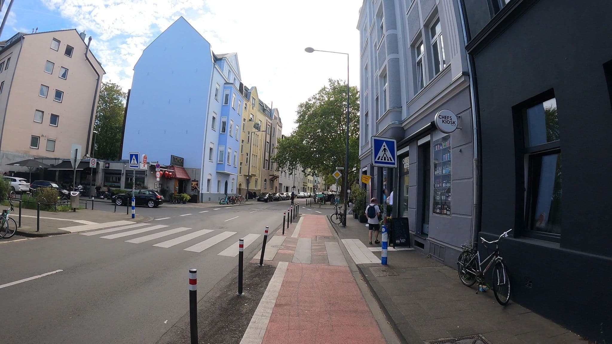 Street view near Boardinghouse Messe Apartments, Buchforst — © popball (CC BY-SA · Mapillary)