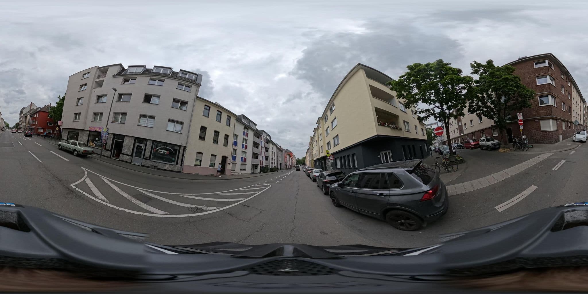 Street view near Gästehaus Messetip, Humboldtkolonie — © popball (CC BY-SA · Mapillary)