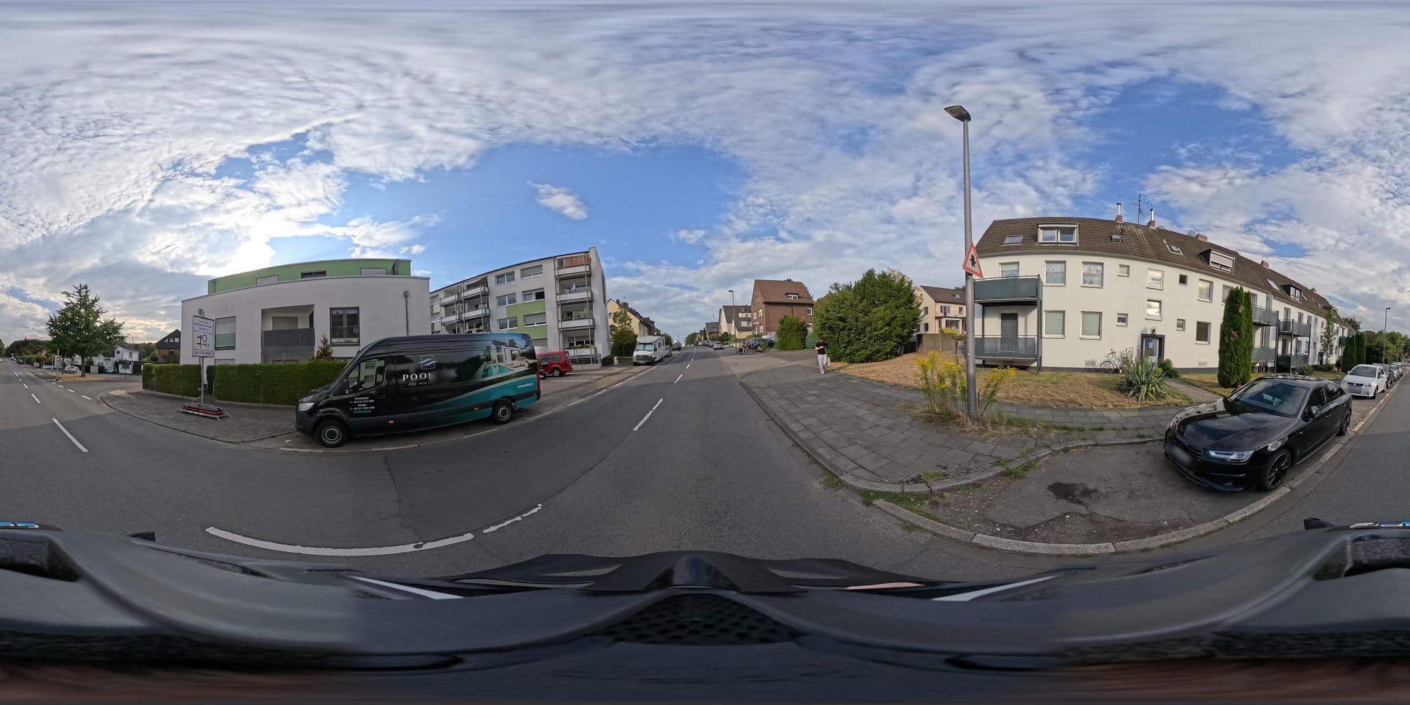 Street view near Kölnunterkünfte Ulfrid Bienewald, Rodenkirchen — © popball (CC BY-SA · Mapillary)