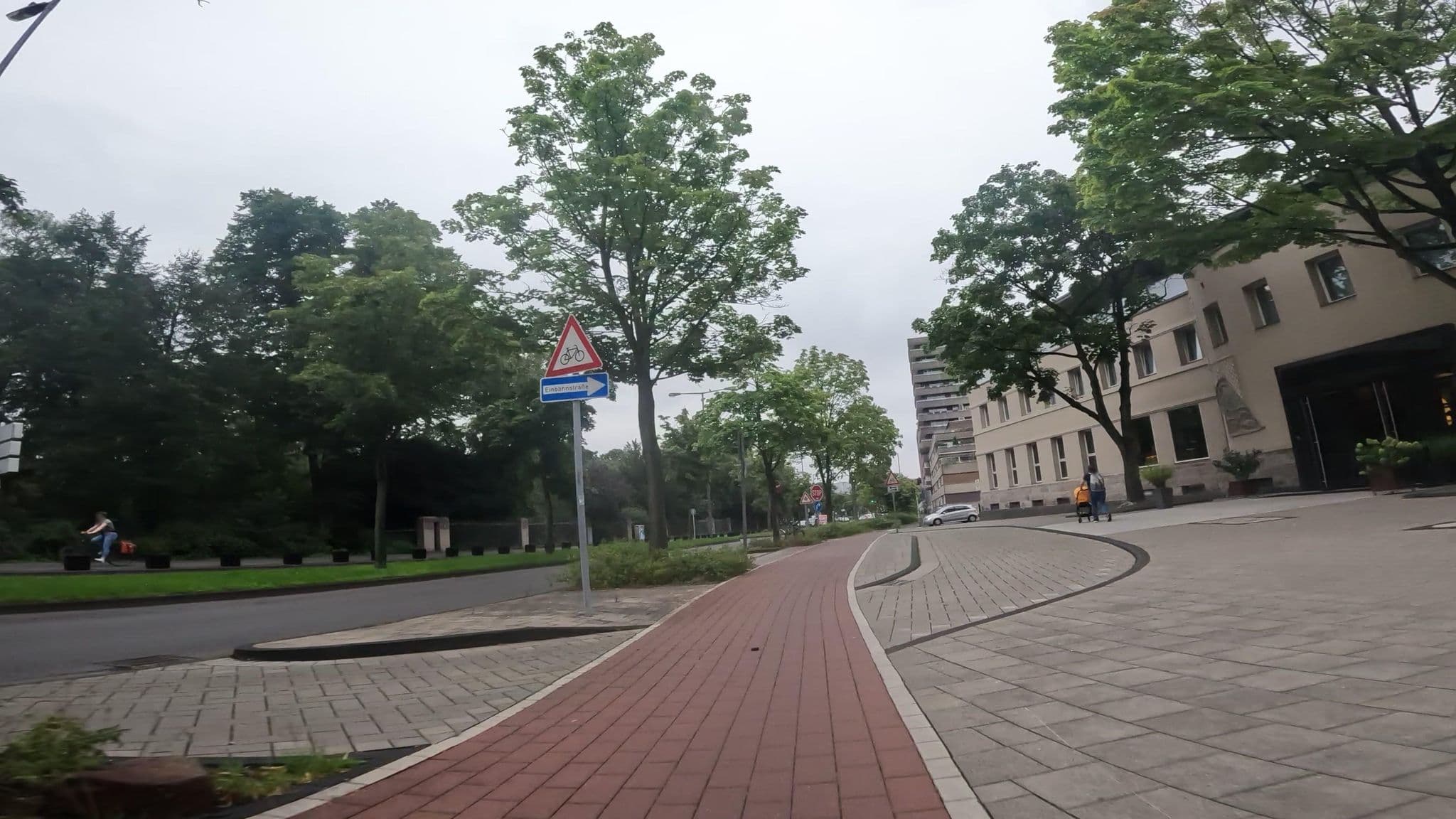 Street view near room 224, Deutz — © marccologne (CC BY-SA · Mapillary)