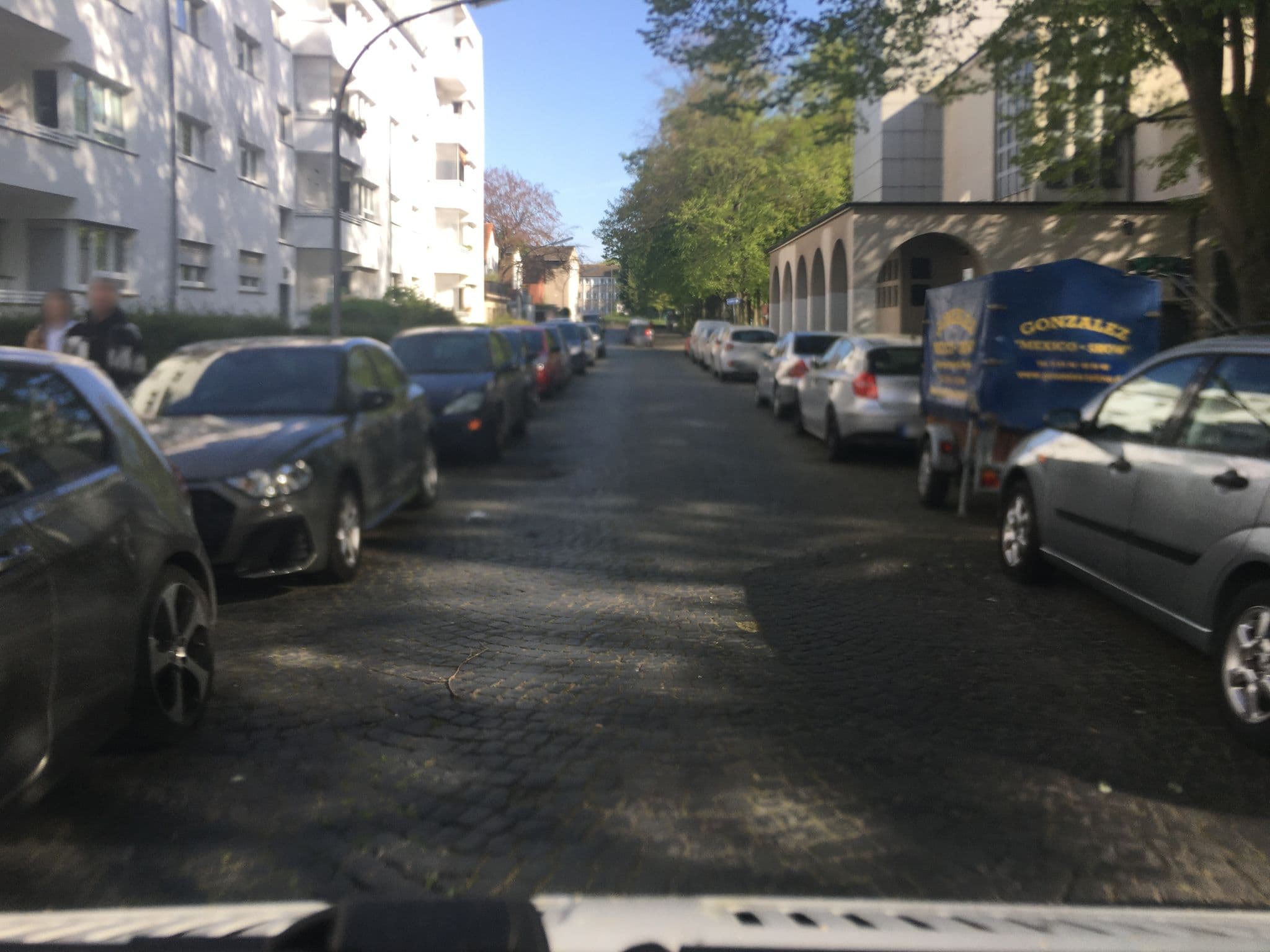 Street view near Messewohnung Buchforst, Buchforst — © raymond (CC BY-SA · Mapillary)
