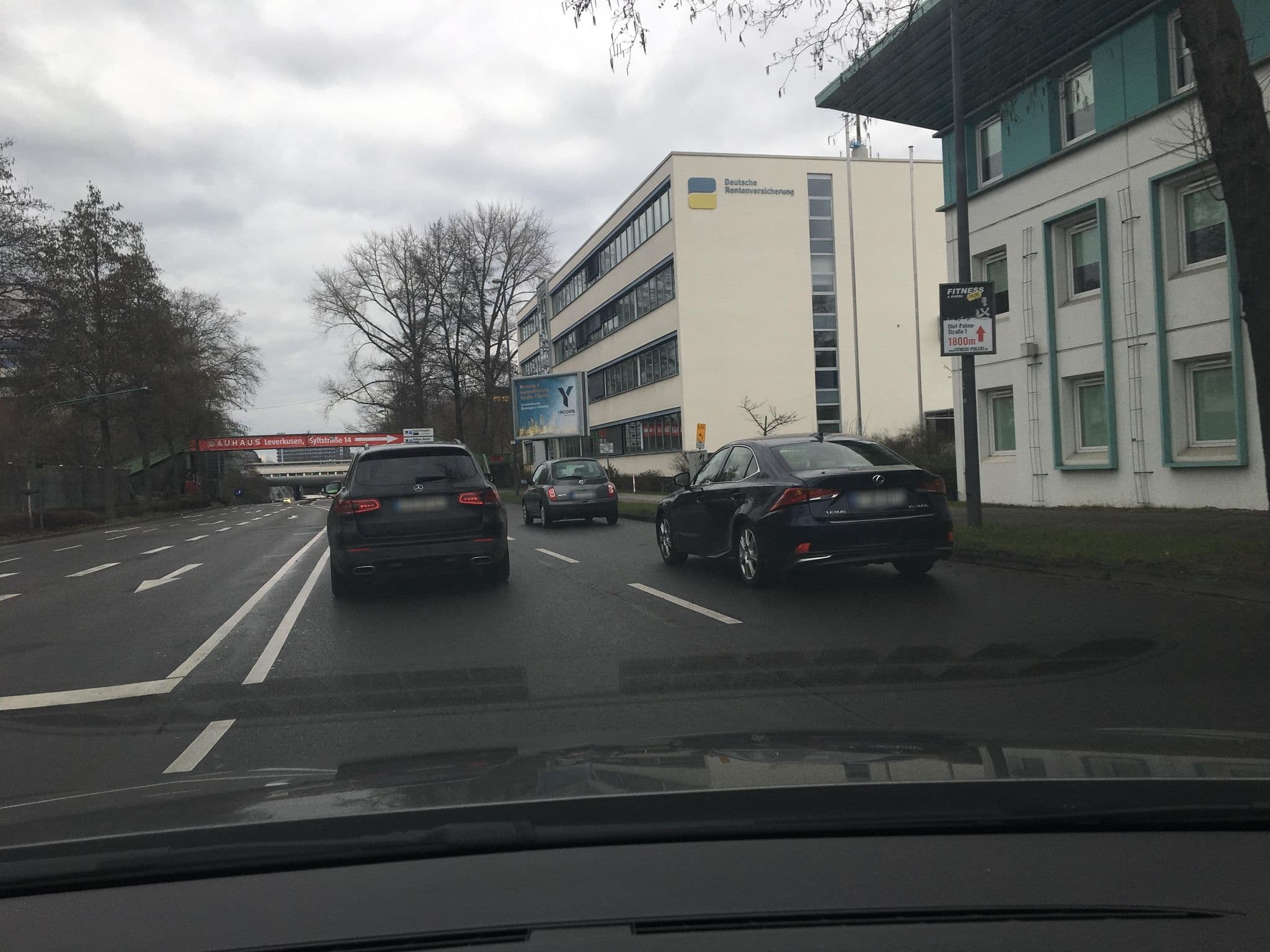 Street view near ibis budget Koeln Leverkusen City, Leverkusen — © heetENkoel (CC BY-SA · Mapillary)