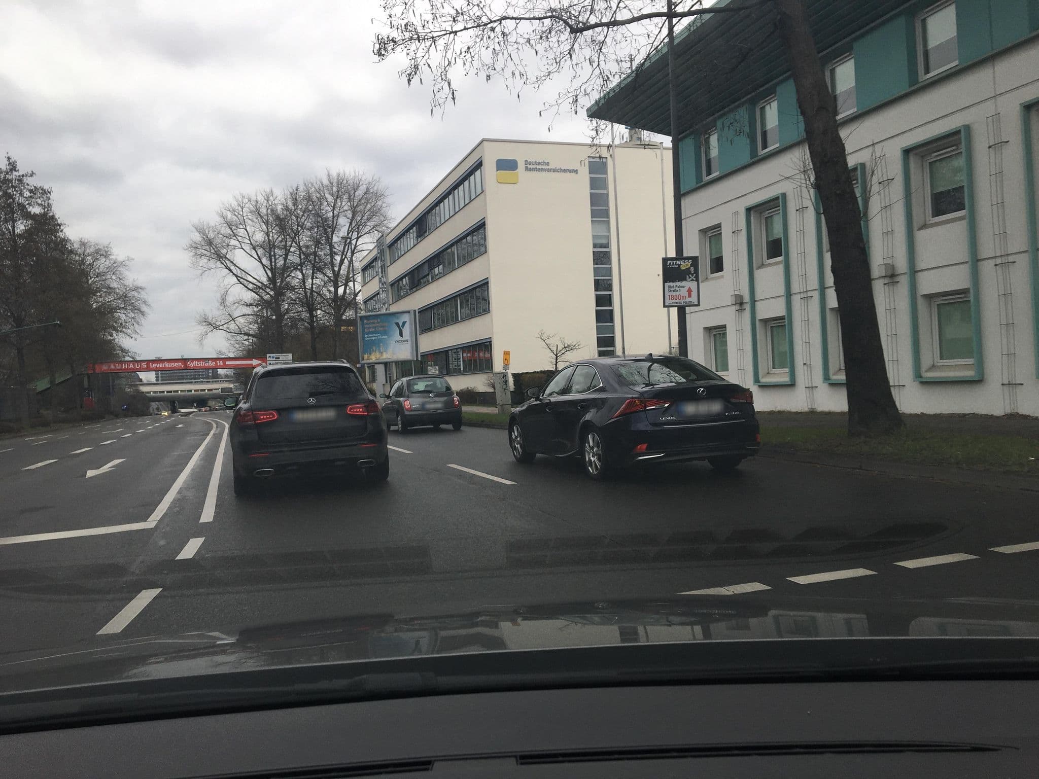 Street view near Etap Köln Leverkusen Mitte, Leverkusen — © heetENkoel (CC BY-SA · Mapillary)