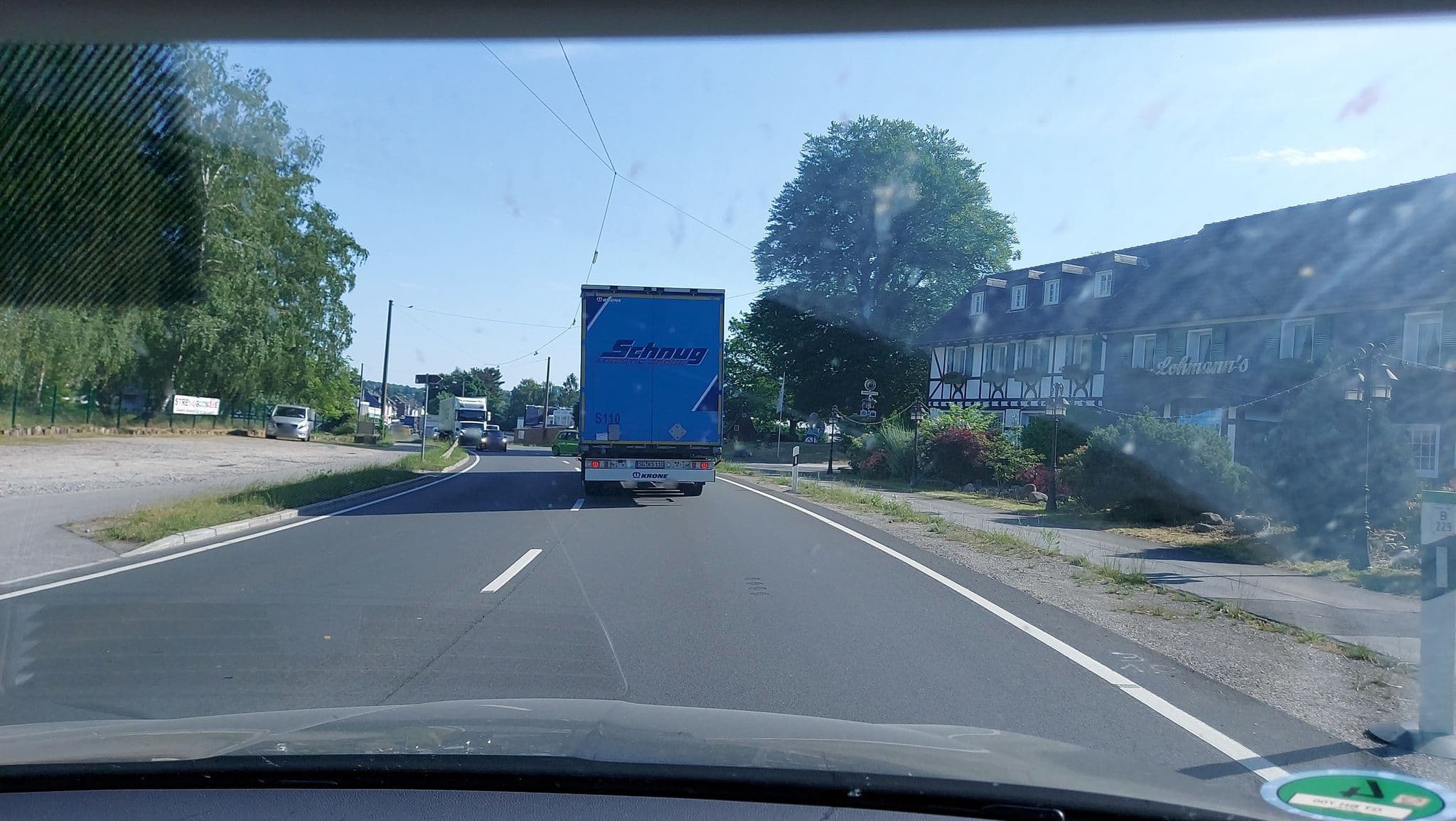 Street view near Romantikhotel Gravenberg, Leichlingen — © baldur80 (CC BY-SA · Mapillary)