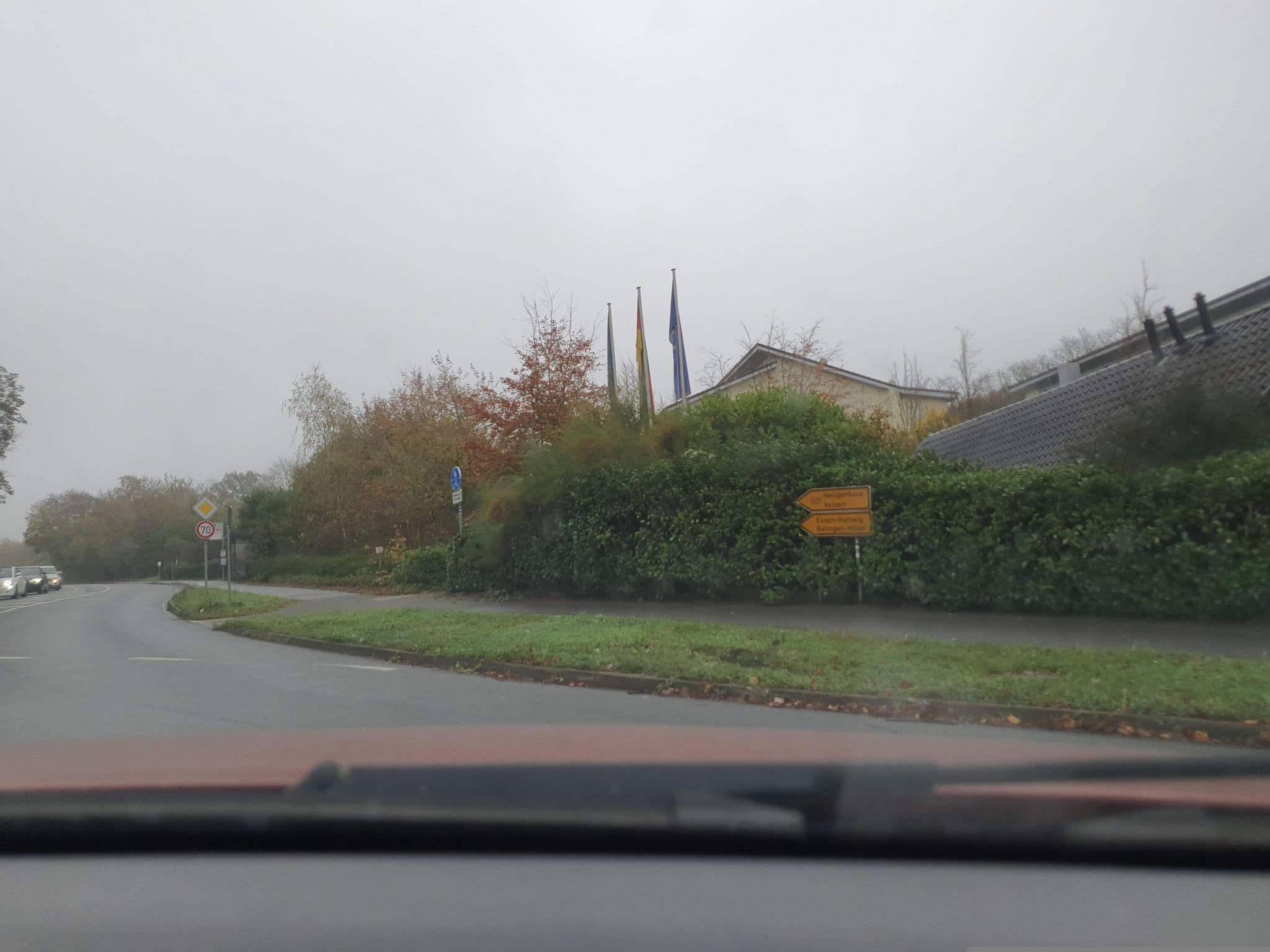 Street view near Landhotel Krummenweg, Ratingen — © do8pgg (CC BY-SA · Mapillary)
