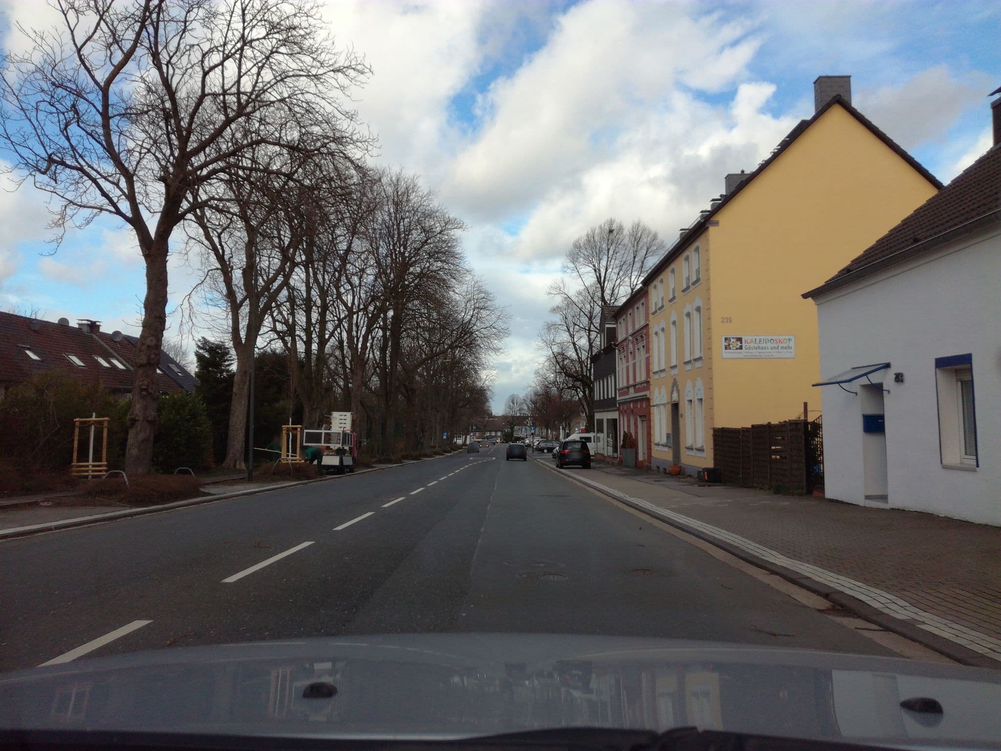 Street view near Kaleidoskop, Velbert — © cuspis (CC BY-SA · Mapillary)